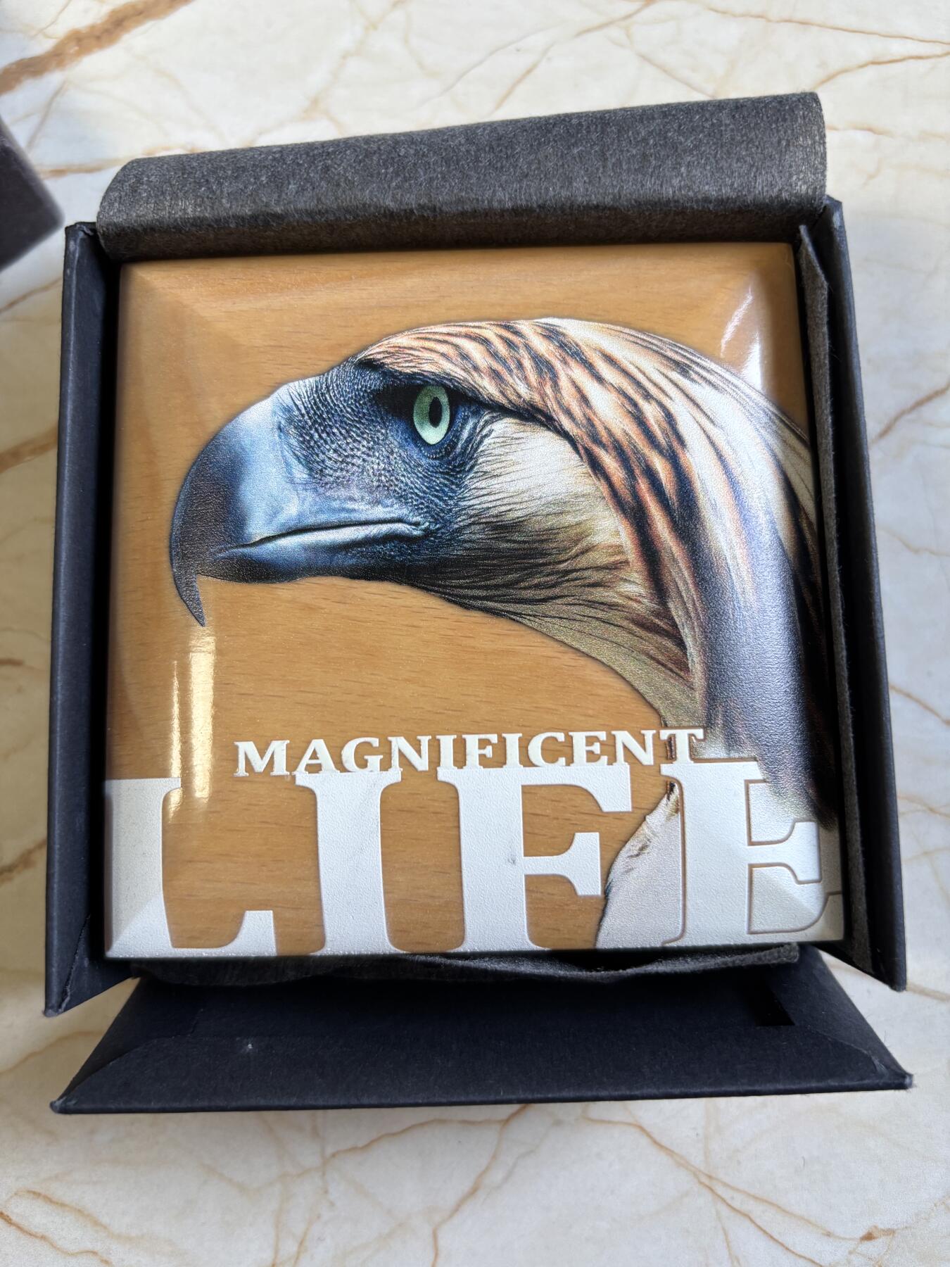 第193期拍卖 库克2019年壮丽生命曲系列5菲律宾鹰高浮雕彩色纪念银币，1盎司，发行999枚，999银