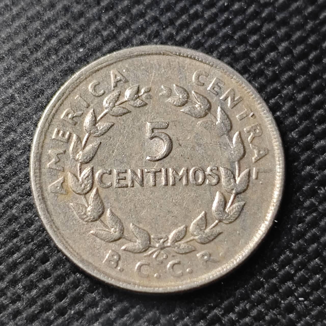 KK钱币收藏小铺   第403期 2月预留时间 周末发货 1969哥斯达黎加5分