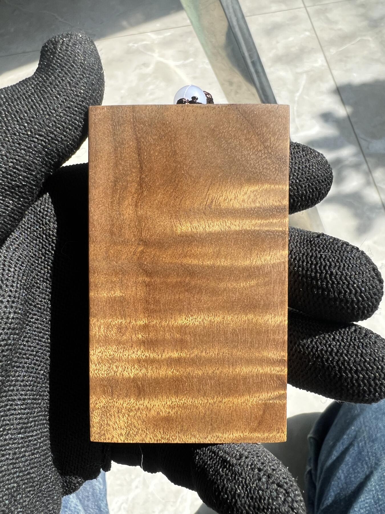 零元拍：NO.27金丝楠平安无事牌，满水波香喷喷的小金砖，金光闪闪，72/42/13MM