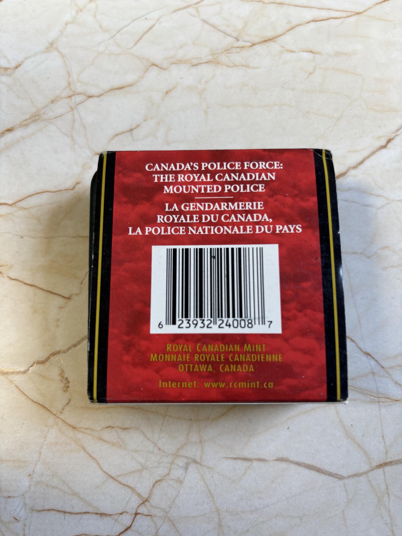 第193期拍卖 获奖加拿大1998年皇家骑警成立125周年精制银币，925银，25.175克