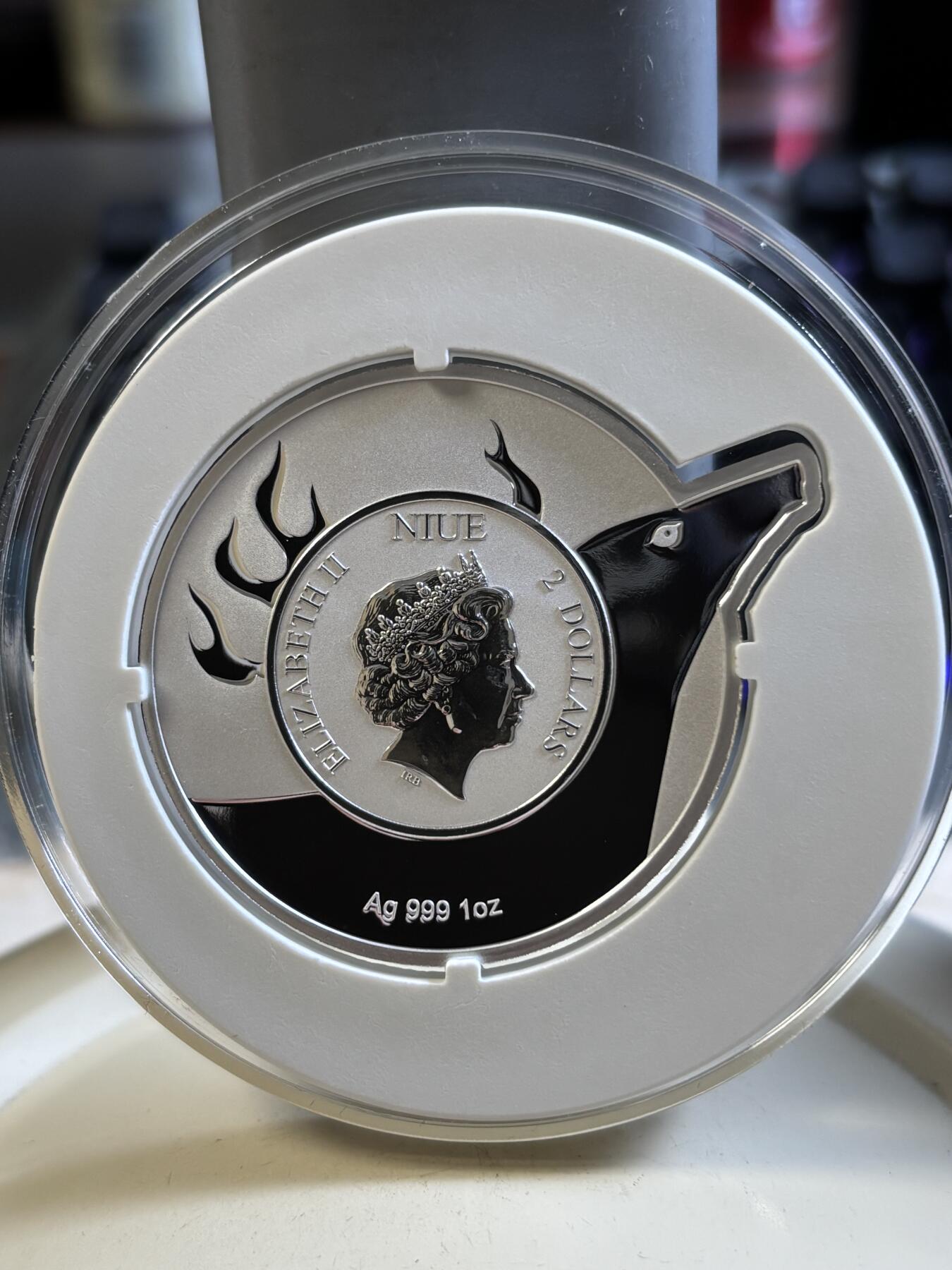 第192期拍卖 纽埃2022年崭露头角系列雄鹿异形纪念银币，1盎司，发行5000枚