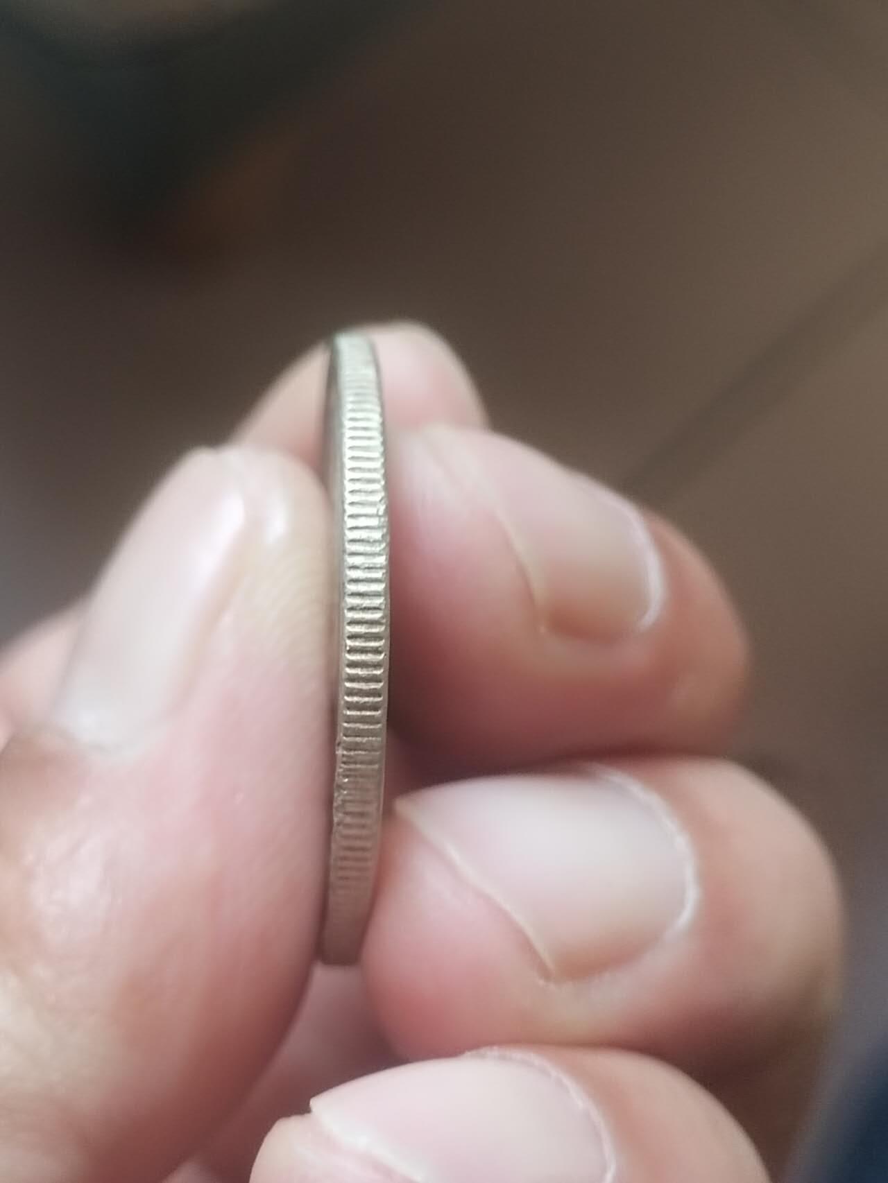 评级币 纪念币 硬币 1981年 长城币壹圆。原光五彩。