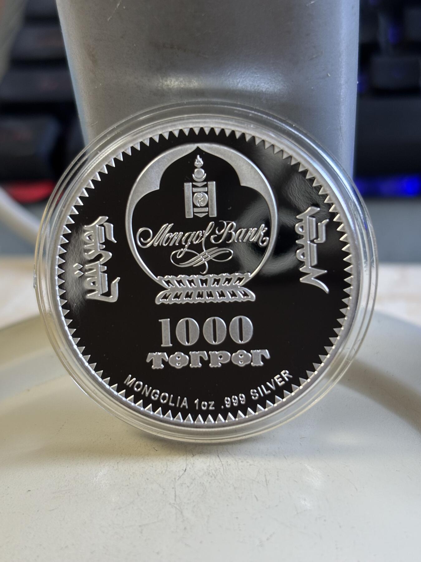 第193期拍卖 蒙古2022年伟人系列特蕾莎修女1盎司精制彩色银币,999银，发行量1000枚