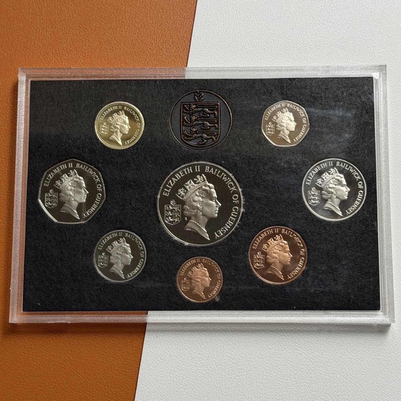 ＜星葵🌻钱币社＞硬币场·第71期·3月10日发货 根西岛1986年爱丁堡英联邦运动会盒装精制纪念套币