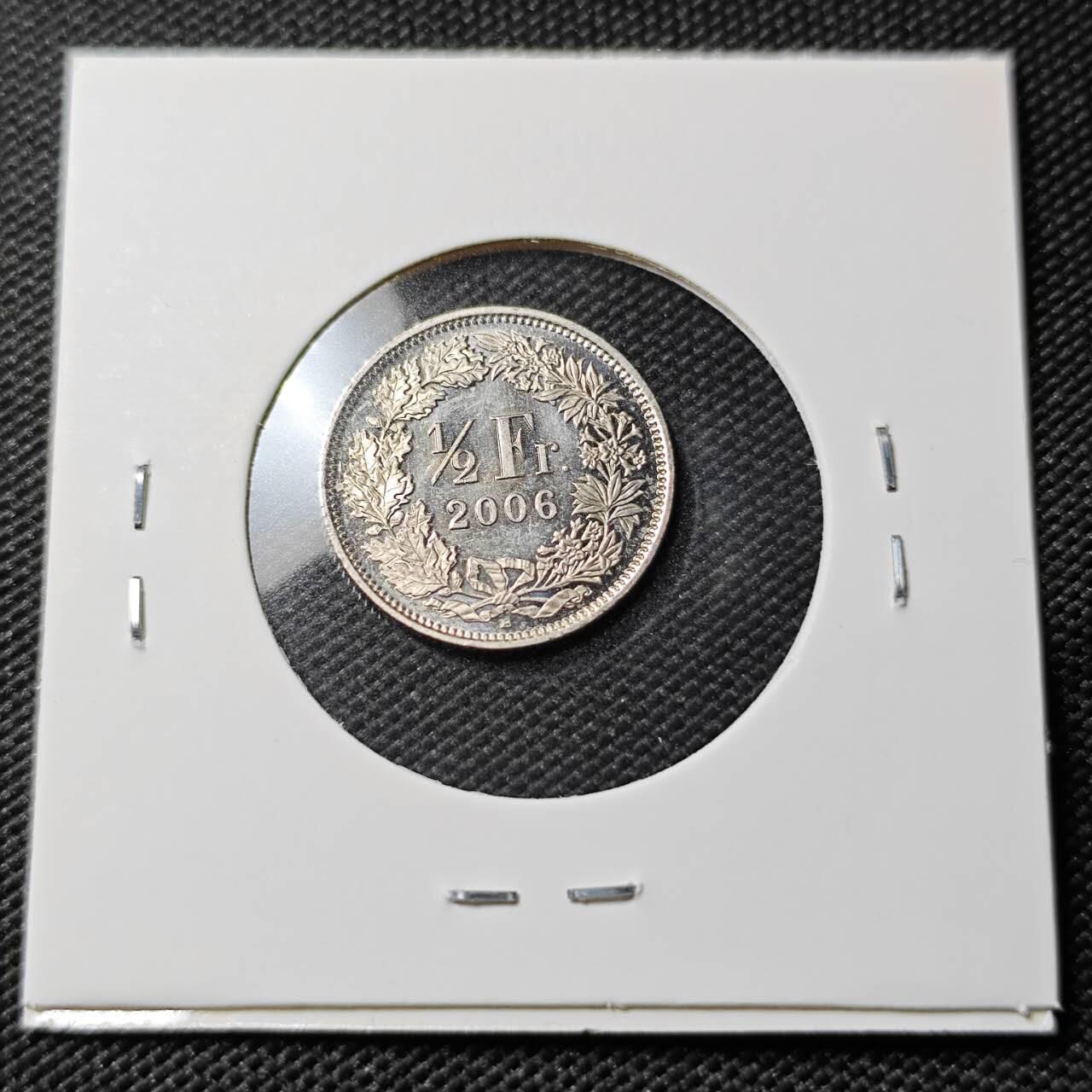 KK钱币收藏小铺   第402期 2月预留时间 周末发货  2006瑞士0.5法郎 好品