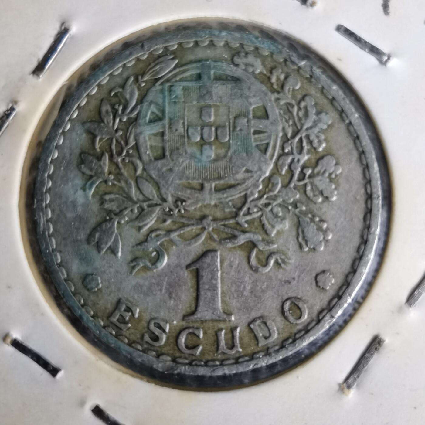 沼泽如烟--第1014场 葡萄牙1951年1埃斯库多