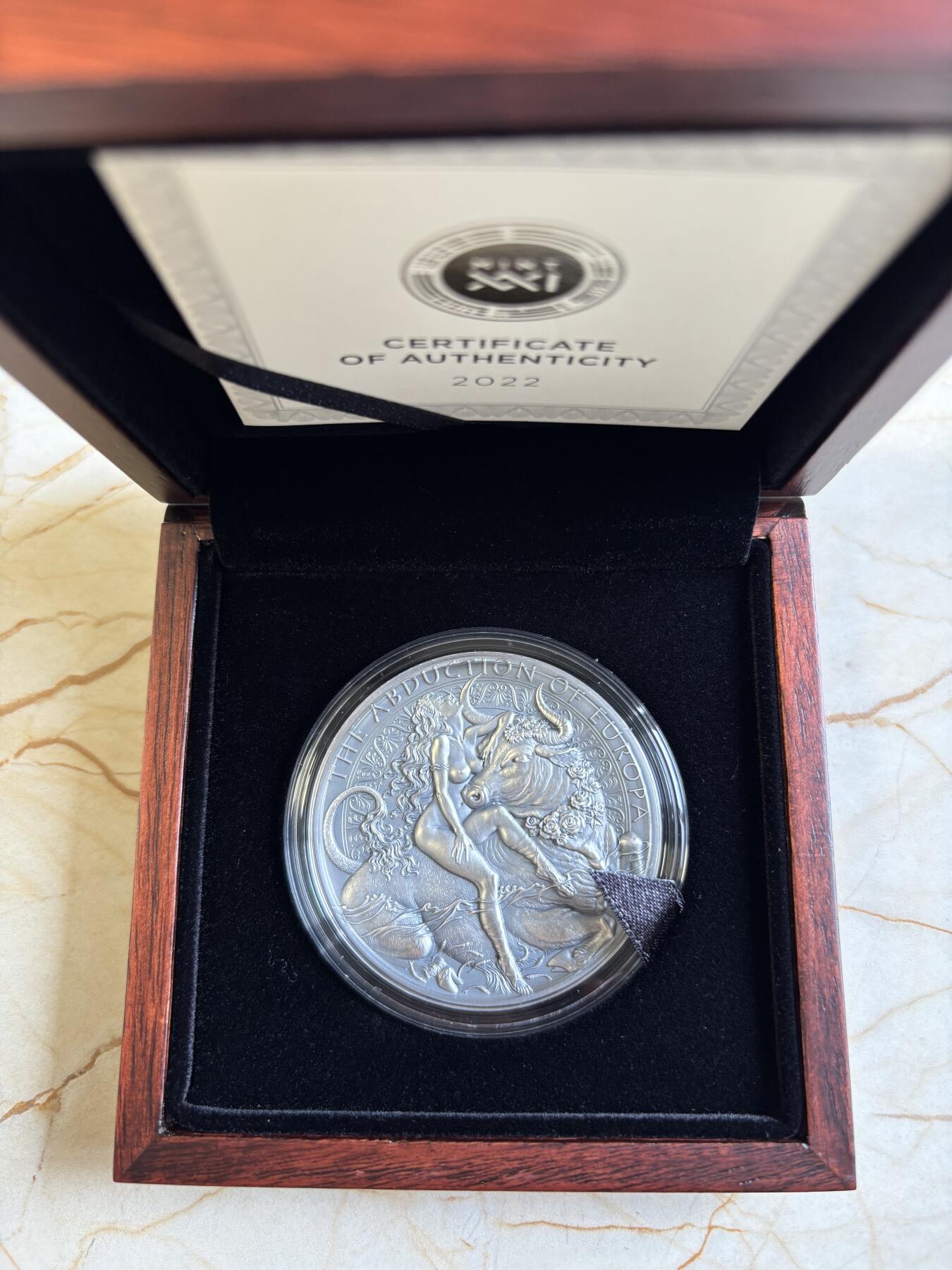 第193期拍卖 喀麦隆2022年国色天香系列4欧罗巴女神2盎司银币，999银，2盎司，发行500枚