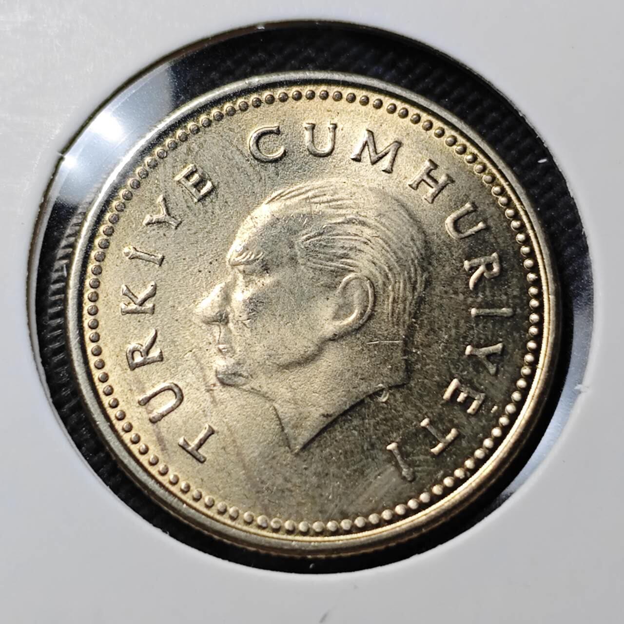 KK钱币收藏小铺   第403期 2月预留时间 周末发货  1993土耳其1000里拉 好品