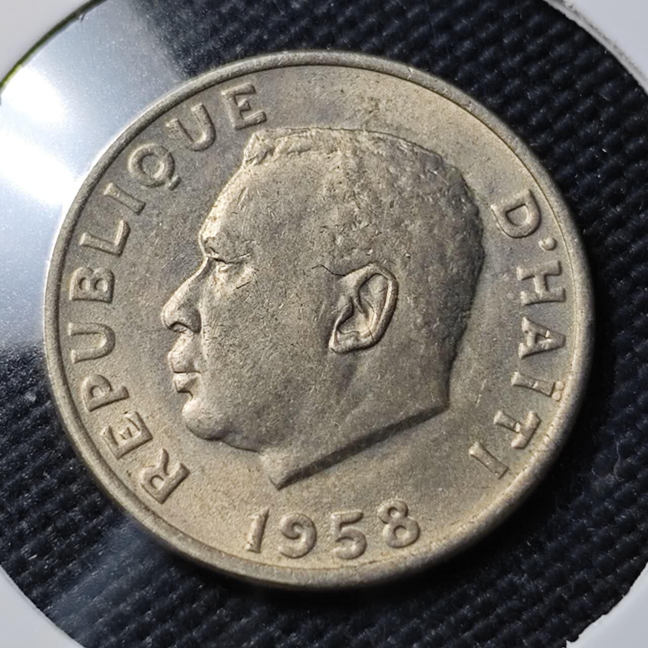 KK钱币收藏小铺   第403期 2月预留时间 周末发货  1958海地5分