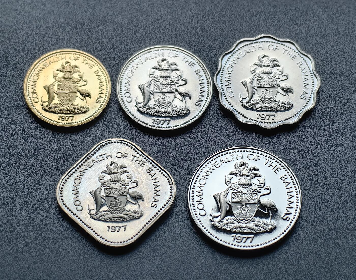 《崇甫堂》—外币小精品专场⑨ 巴哈马1977年精制币五枚组 KM#61FM(M)