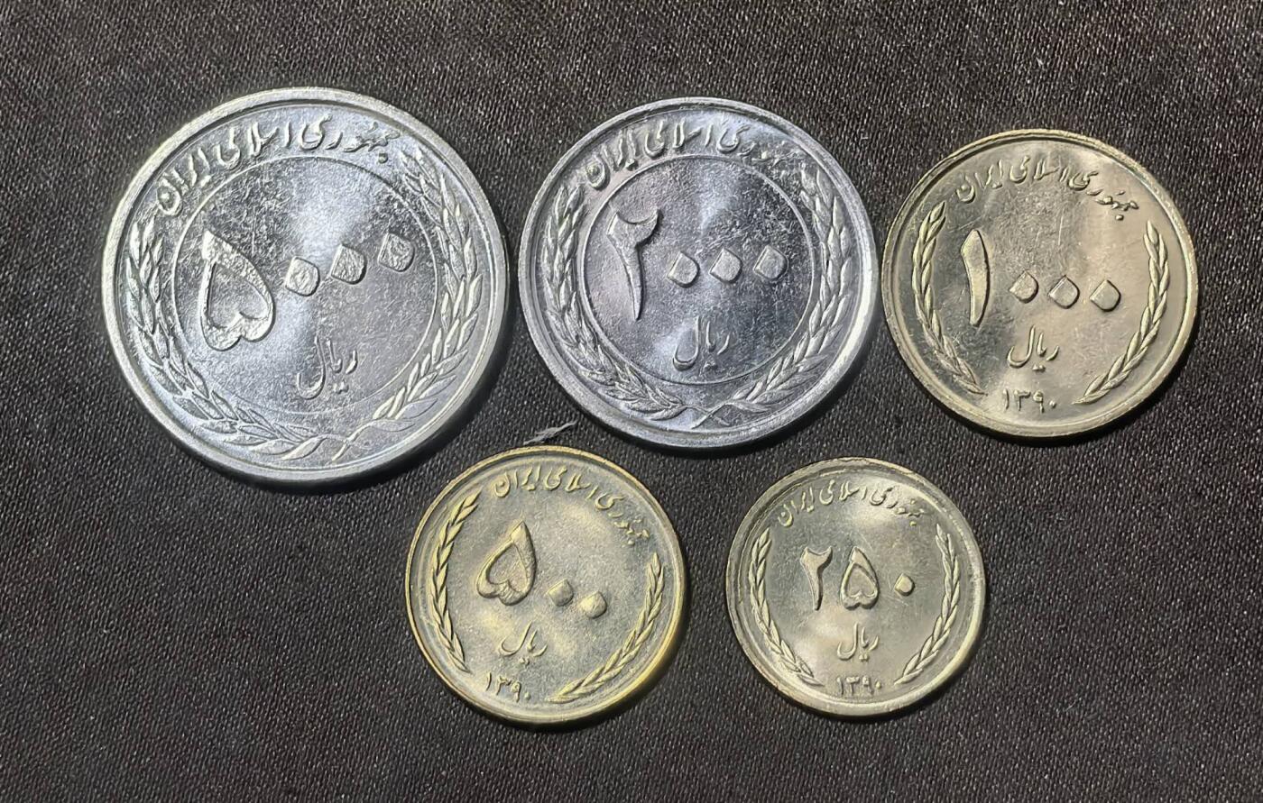 北京马甸外国币专卖第148期，非贵金属外国流通币，纪念币币，中国早期纪念币专场，陆续上拍，欢迎关注