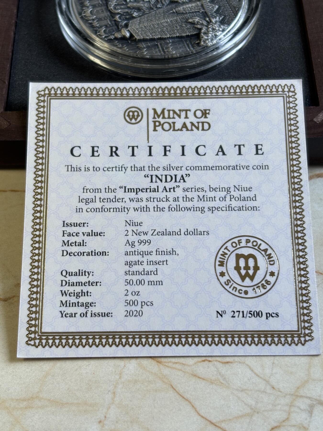 第193期拍卖 纽埃2020年古文明系列5印度文明镶玛瑙纪念银币，999银，发行500枚