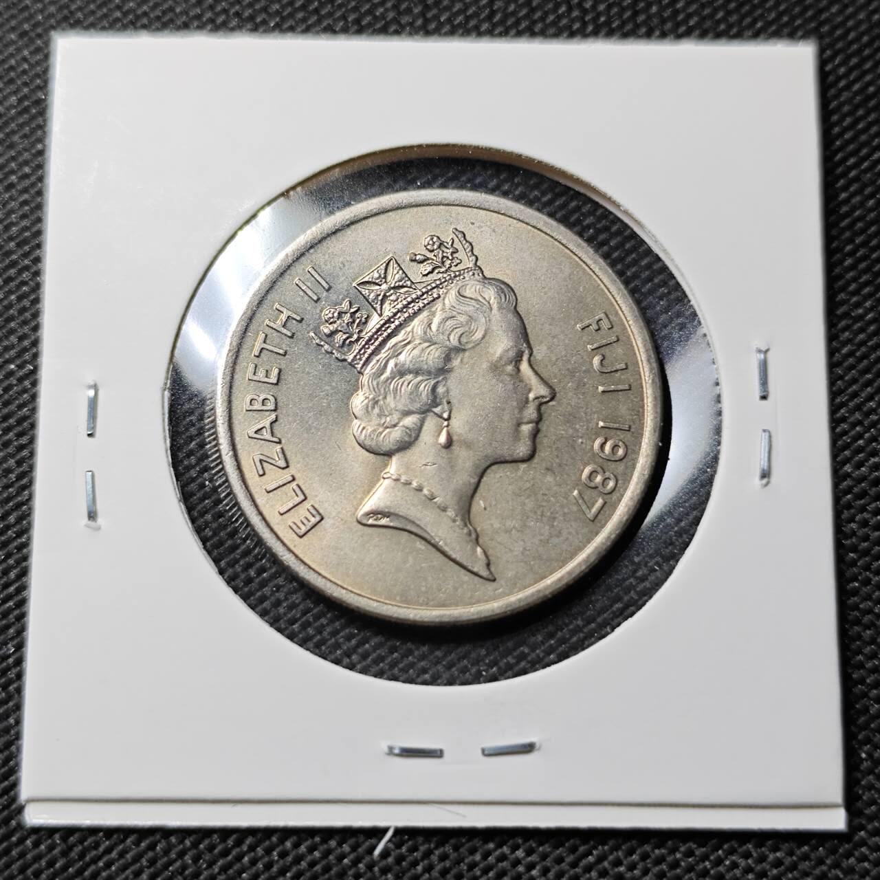 KK钱币收藏小铺   第402期 2月预留时间 周末发货  1987斐济20分 好品