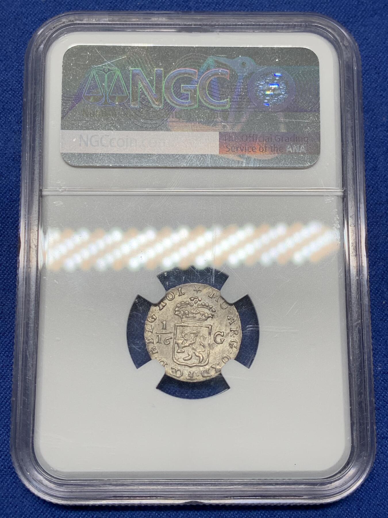 《竞宝斋》第468场 周日，周一 2场连拍 （全场包邮）欢迎送拍 NGC UNC 荷属东印度群岛 1802年 巴达维亚共和国 1/16古尔登银币 稀少品种 原味包浆 光度不错 疑似错杀