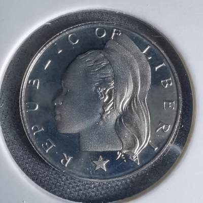 沼泽如烟--第1016场 - 利比里亚1978年十分精制币