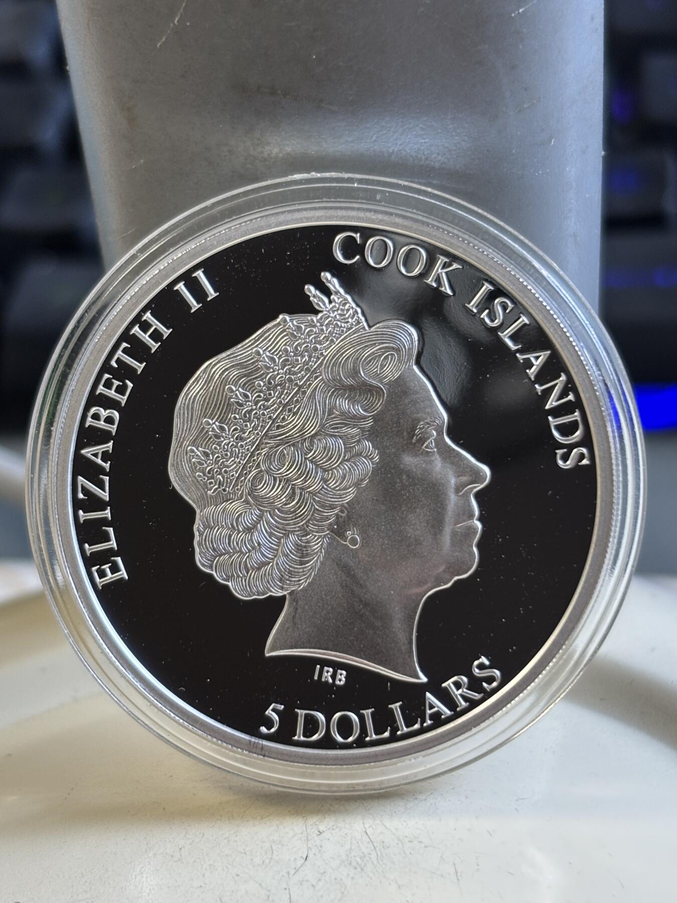 第193期拍卖 库克2022年女王伊丽莎白二世逝世1盎司纪念银币，999银