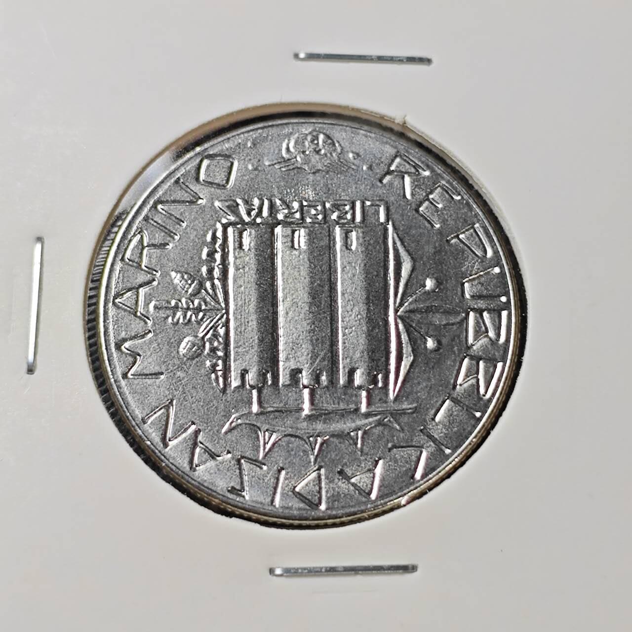 KK钱币收藏小铺   第404期 2月预留时间 周末发货  圣马力诺100里拉 少见主题