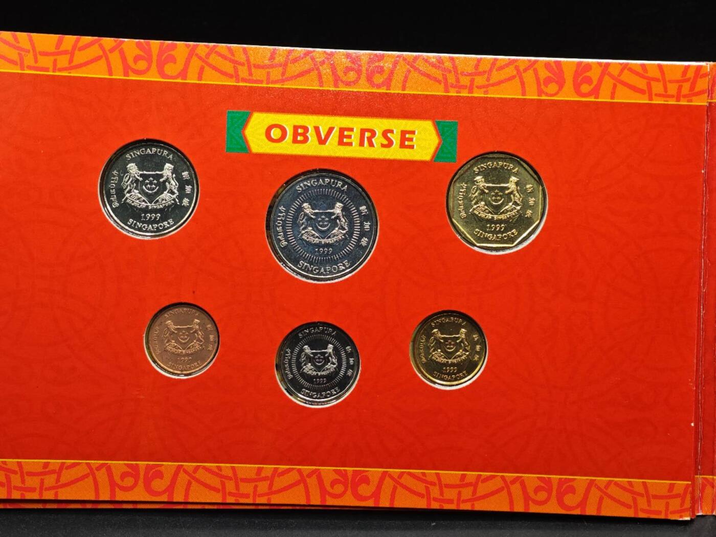 【淘币小摊】实时拍第八百七十九拍   银币套币场    每周一统一发货 新加坡1999年贺岁套币含五元双色币