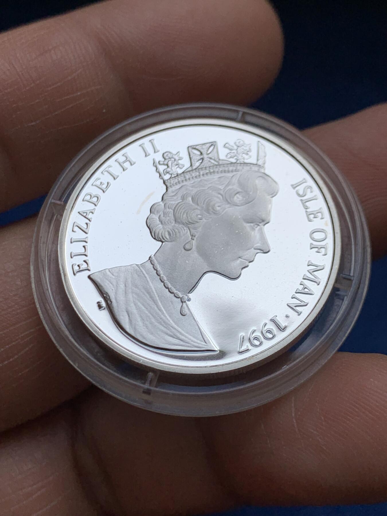 《竞宝斋》第468场 周日，周一 2场连拍 （全场包邮）欢迎送拍 马恩岛1997年担任欧盟轮值主席国10欧元银币 纪念扬·斯韦林克 10.1g 925银 铸造量30000