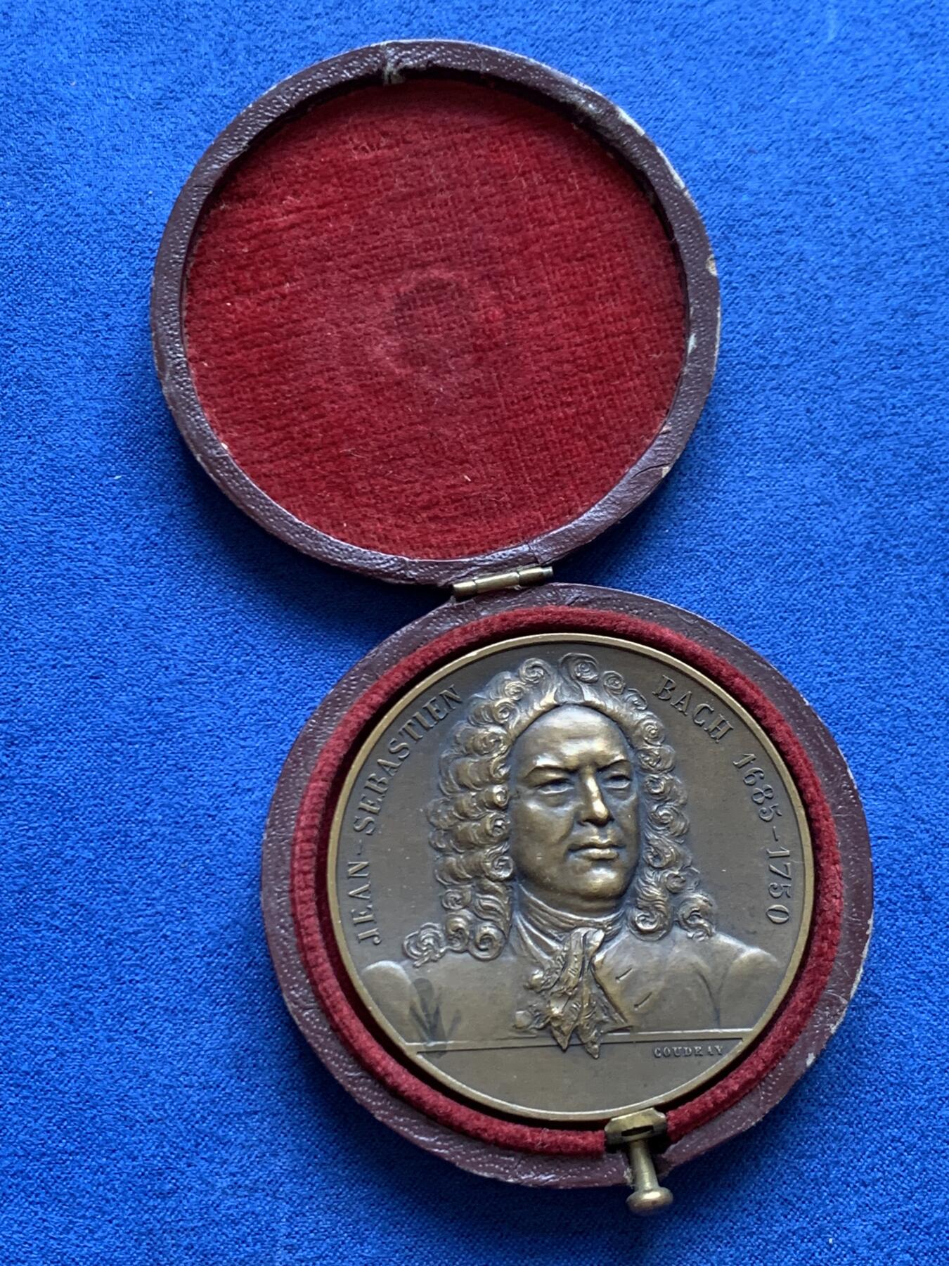 《竞宝斋》第468场 周日，周一 2场连拍 （全场包邮）欢迎送拍 约翰·塞巴斯蒂安·巴赫 纪念铜章 56克 49.6mm 丰饶角铜标 带盒