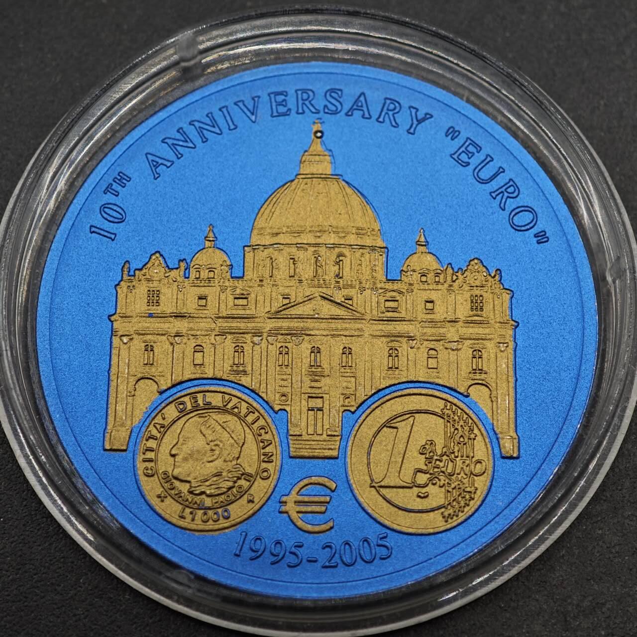 【淘币小摊】实时拍第八百七十九拍   银币套币场    每周一统一发货 利比里亚2005年5元蓝铌部分镀金纪念币 欧元发行10周年-梵蒂冈 7.78克铌