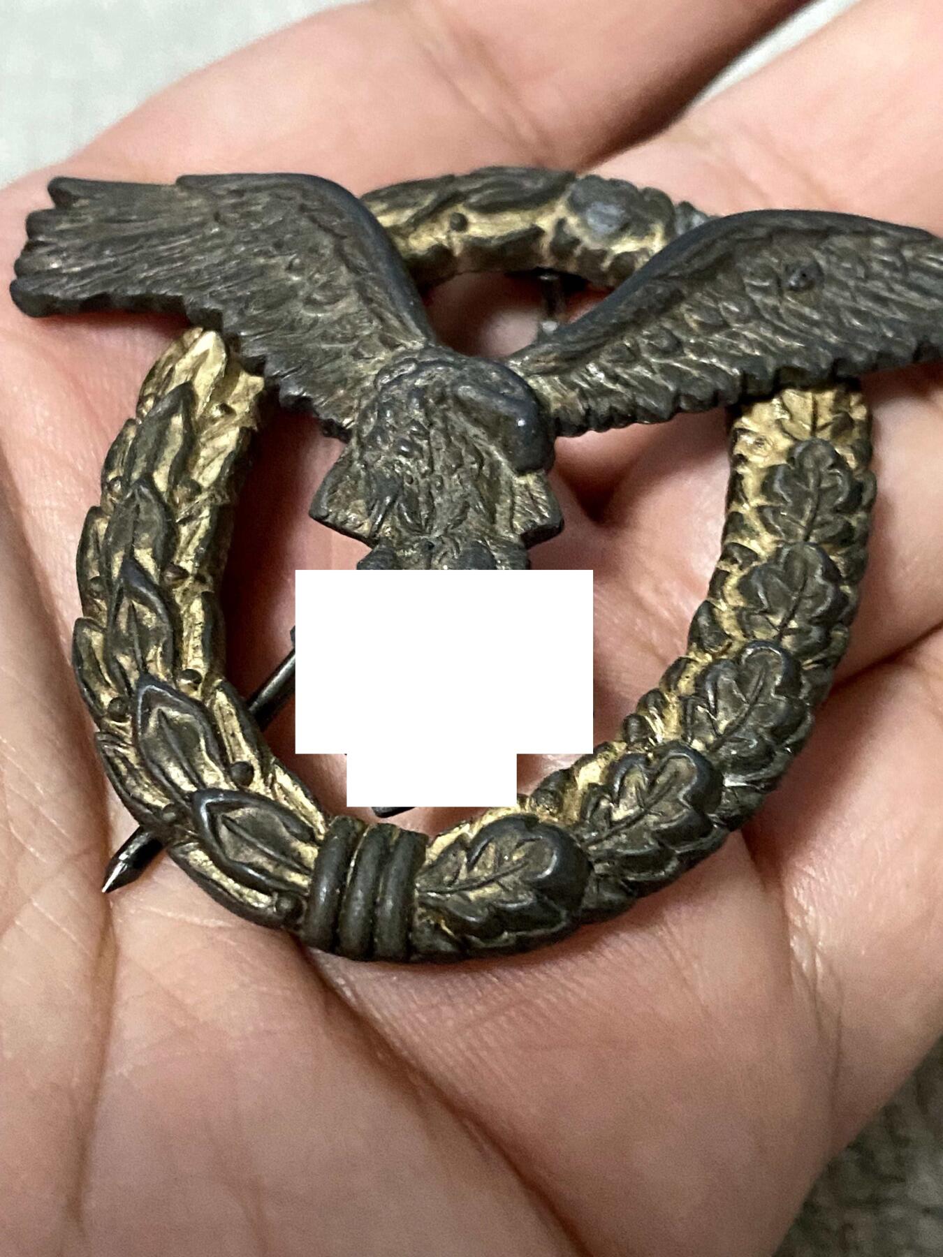 美德苏勋章奖章拍卖 本次各种都有 取消了保留价模式  德因原因只上2-3图 具体的想要的请联系我要完整图。都经过讨论未标明则全部是原品，保真 放心拍。3月4日晚上九点结束在麦稀奇 找不到的加我qq或者微信都是184277308备注苏章拍卖。