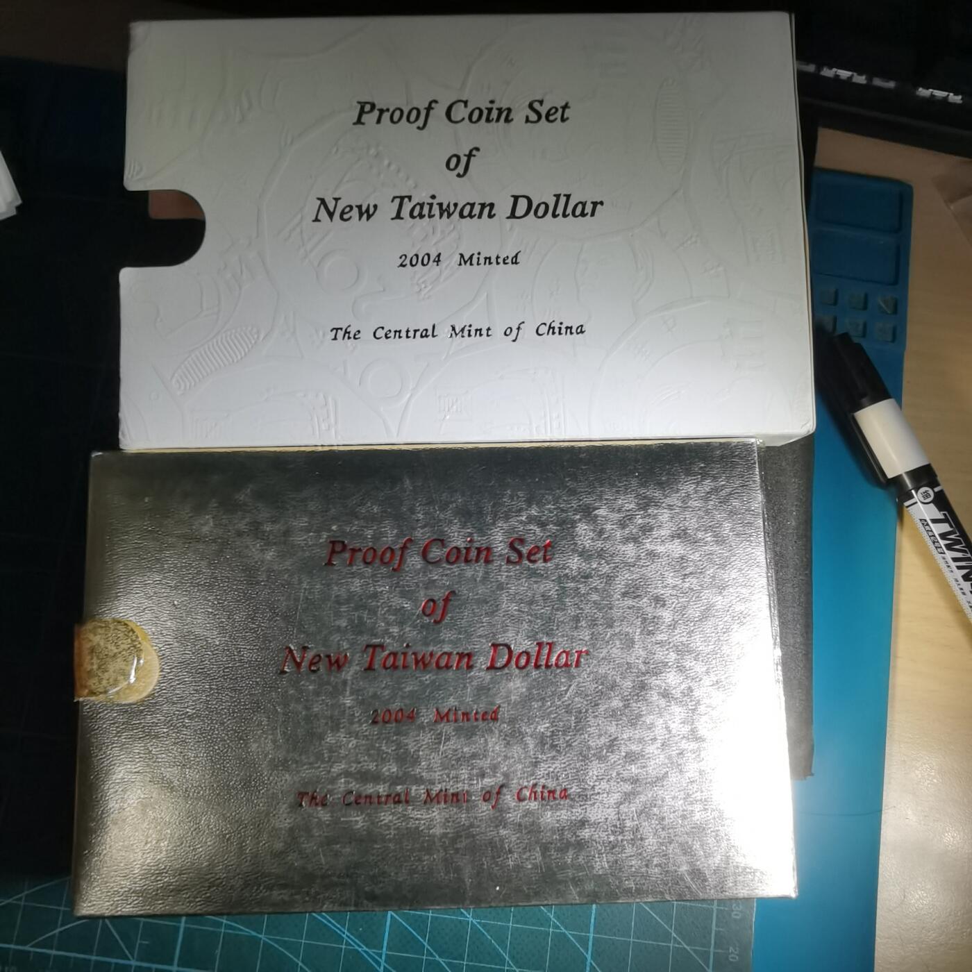 沼泽如烟--第1016场 民国九十三年精制银章半盎司纯银带原盒