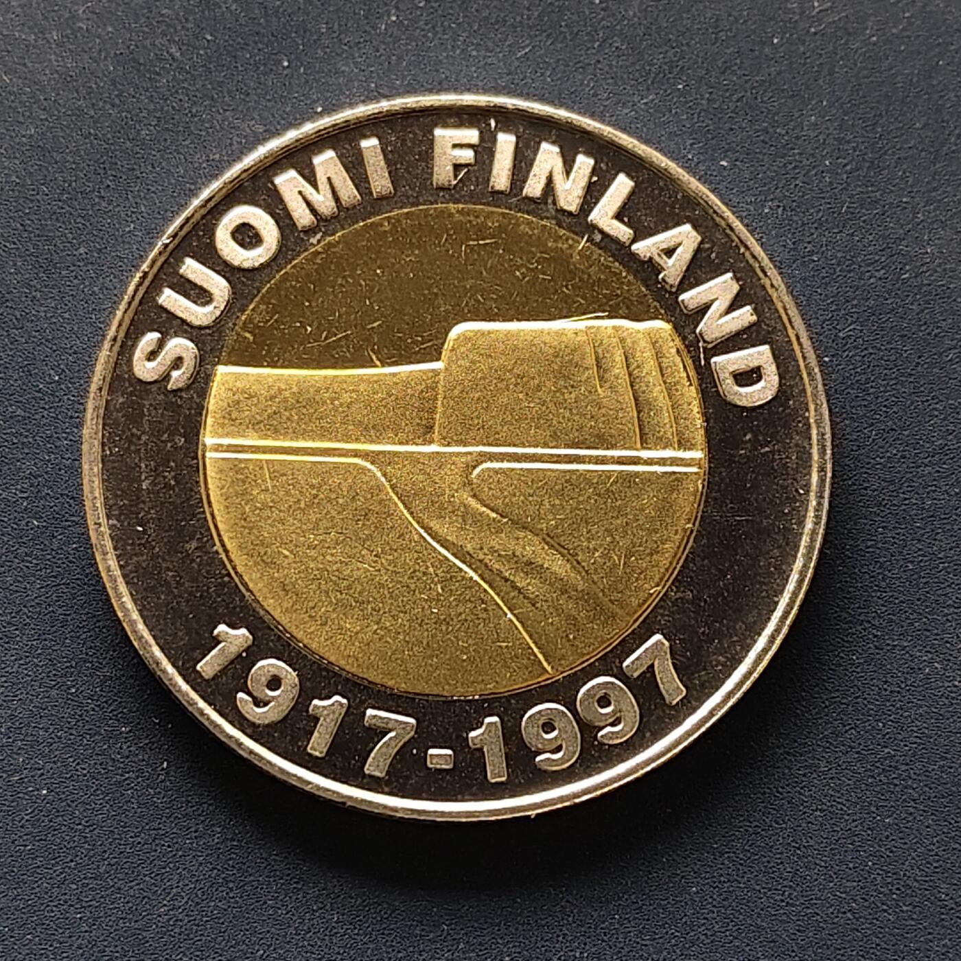 【全场包邮】纯粹捡漏拍510场 芬兰1997年25马克独立80周年双色纪念币