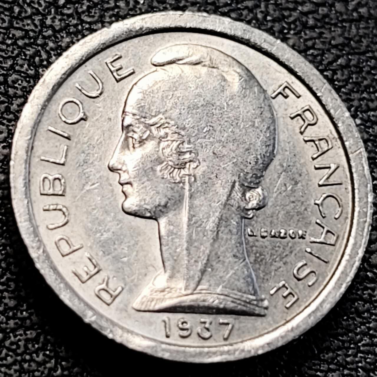 泉币菌-第205场-拍品多 请提前出价 。