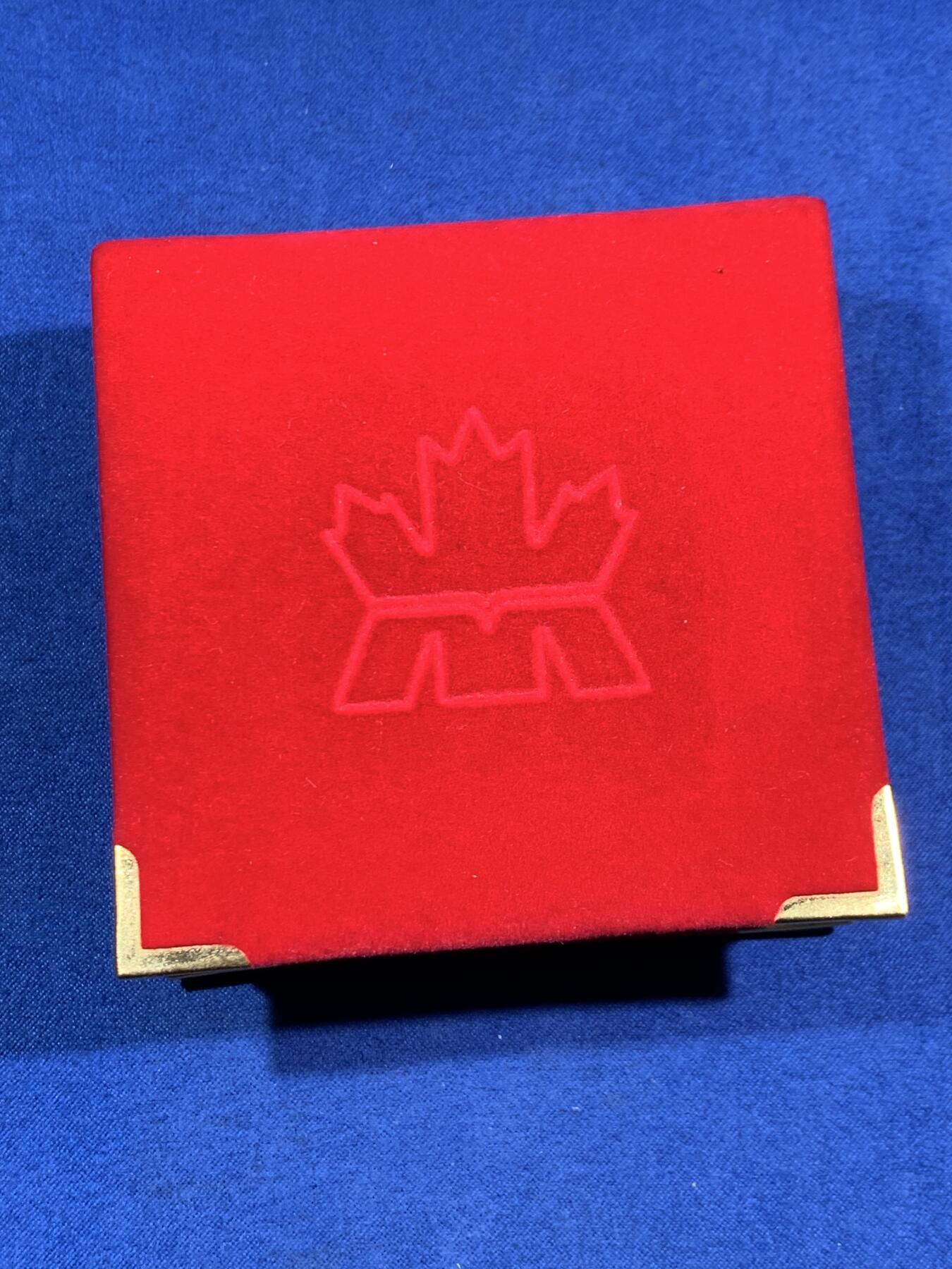 《竞宝斋》第468场 周日，周一 2场连拍 （全场包邮）欢迎送拍 加拿大2008年鼠年生肖币，局部镀金，盒证齐全（34克 925银）