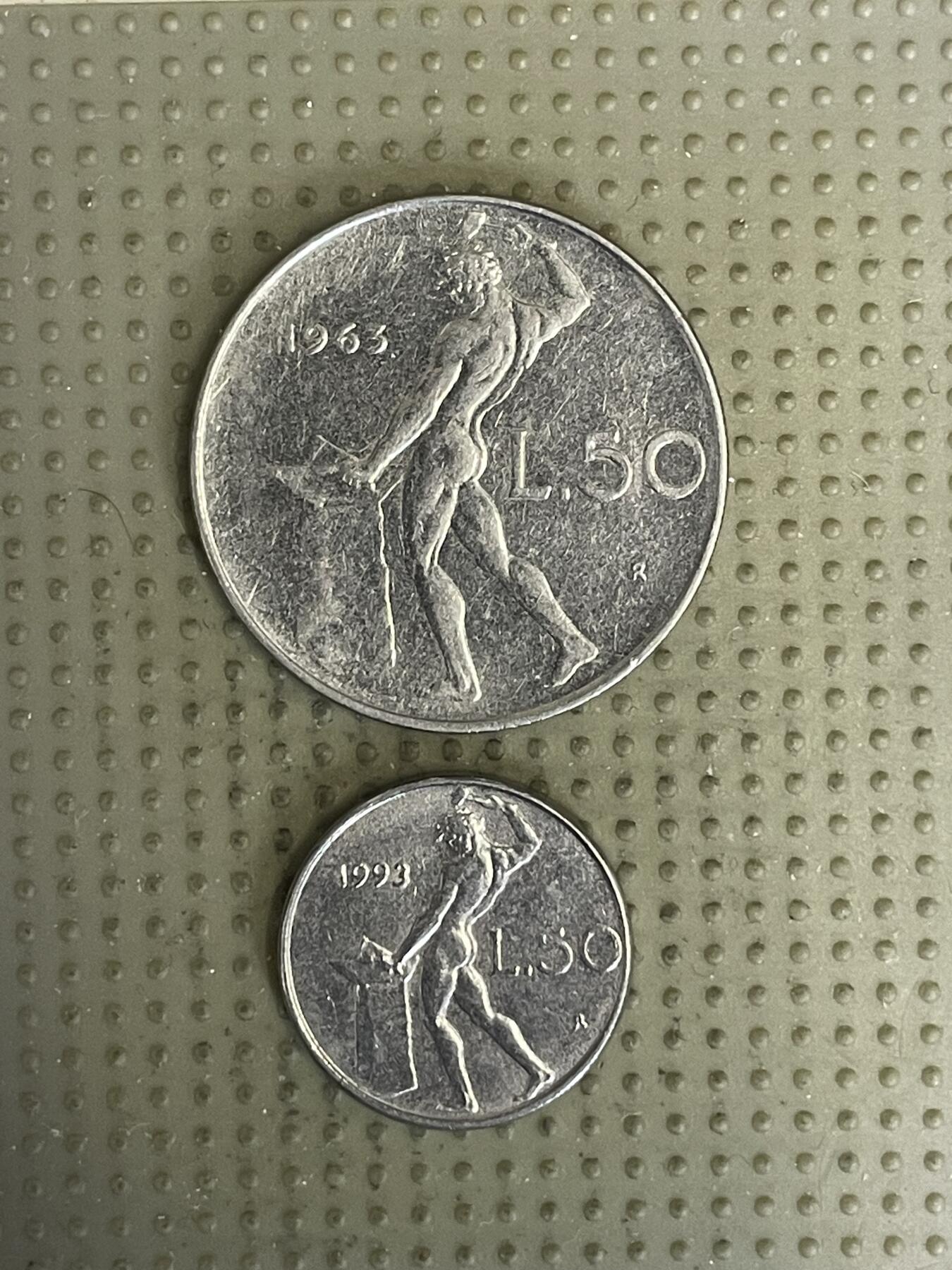 2026年第30场各国散币拍卖（总第180场） 意大利50里拉大小版2枚