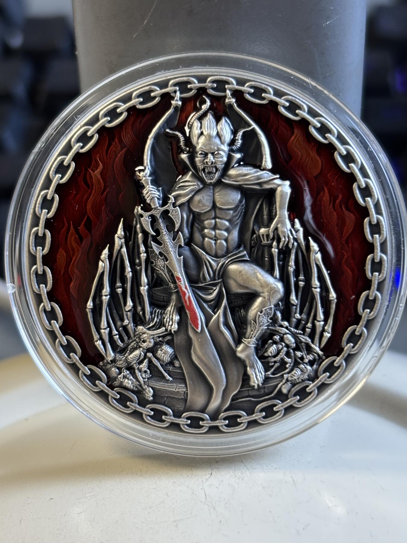 第193期拍卖 喀麦隆2022年天使魔王系列梅菲斯特费勒斯2盎司纪念银币，999银，发行500枚