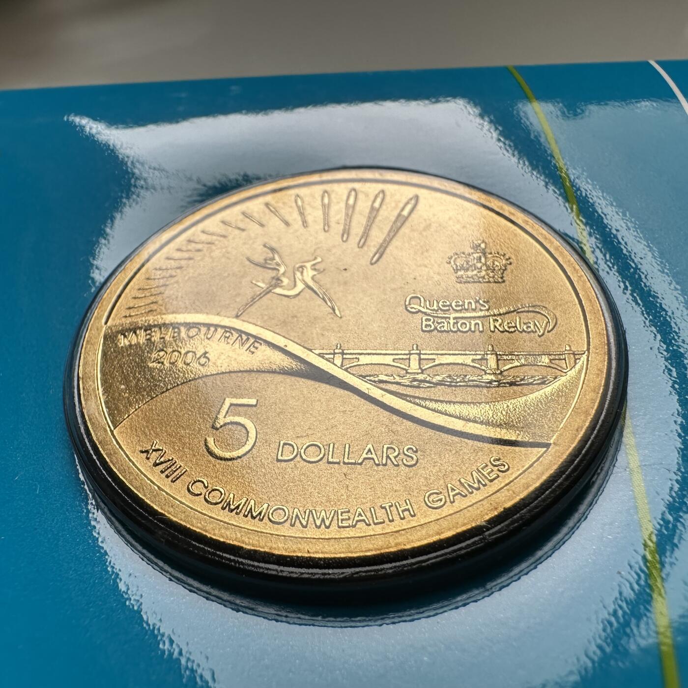 🌹外币初藏🌹🐯2026年第26场  各国纪念币专场 每周二四六晚8️⃣点 接代拍 澳大利亚 2006年 第十八届英联邦运动会女王 Baton接力 5元克朗型纪念币 原装卡