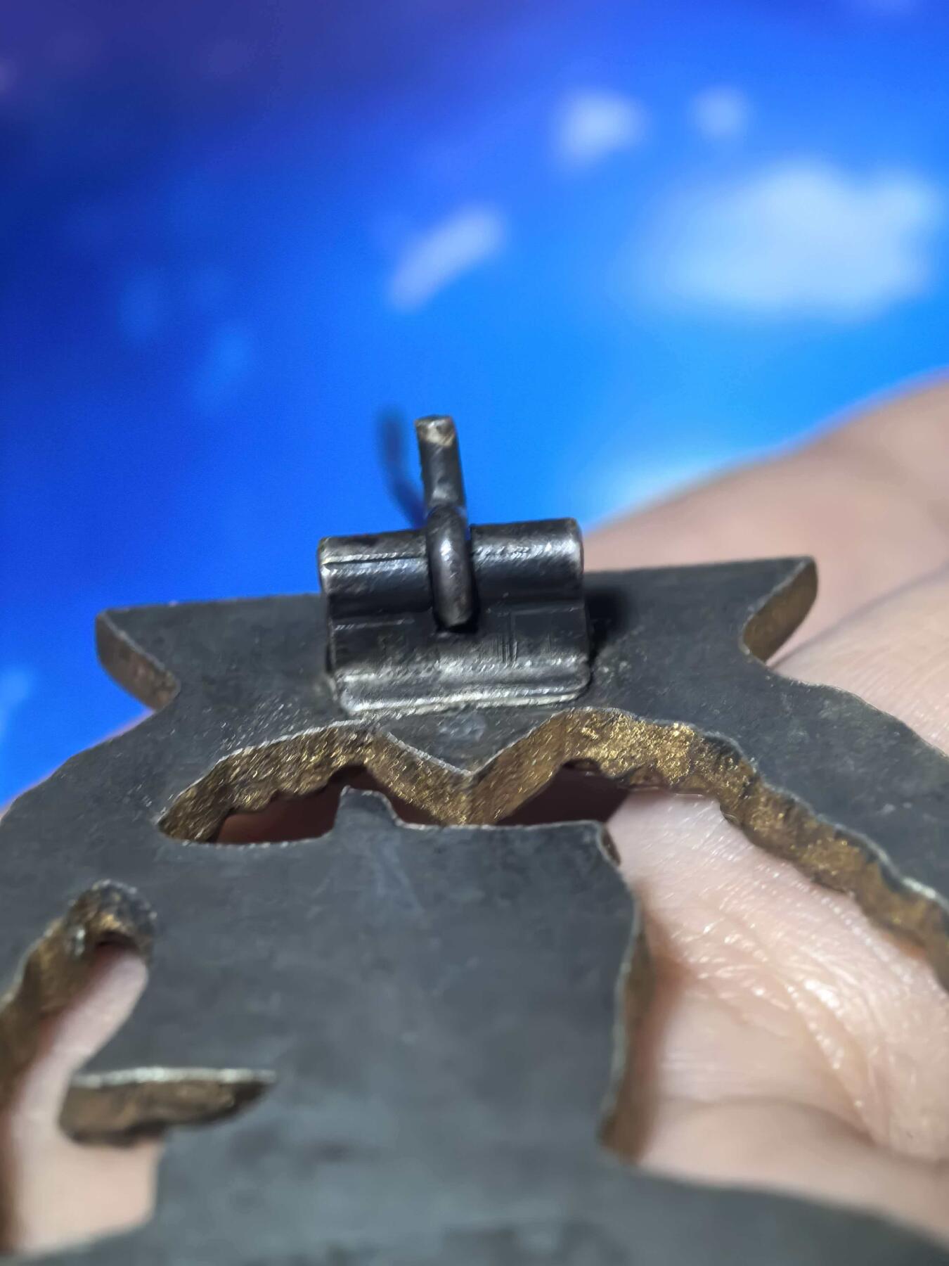 美德苏勋章奖章拍卖 本次各种都有 取消了保留价模式  德因原因只上2-3图 具体的想要的请联系我要完整图。都经过讨论未标明则全部是原品，保真 放心拍。3月4日晚上九点结束在麦稀奇 找不到的加我qq或者微信都是184277308备注苏章拍卖。