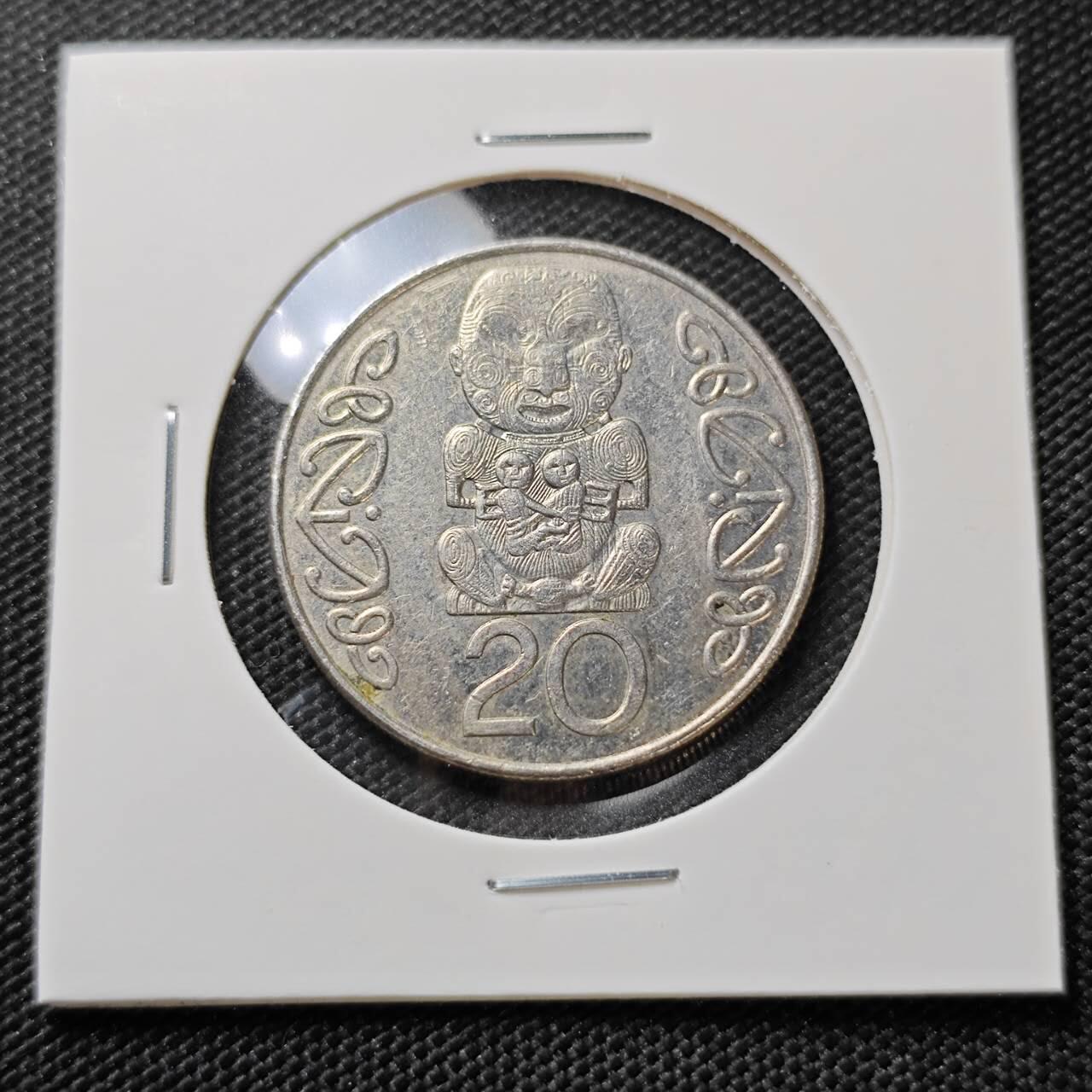 KK钱币收藏小铺   第404期 2月预留时间 周末发货  新西兰大20便士 大版