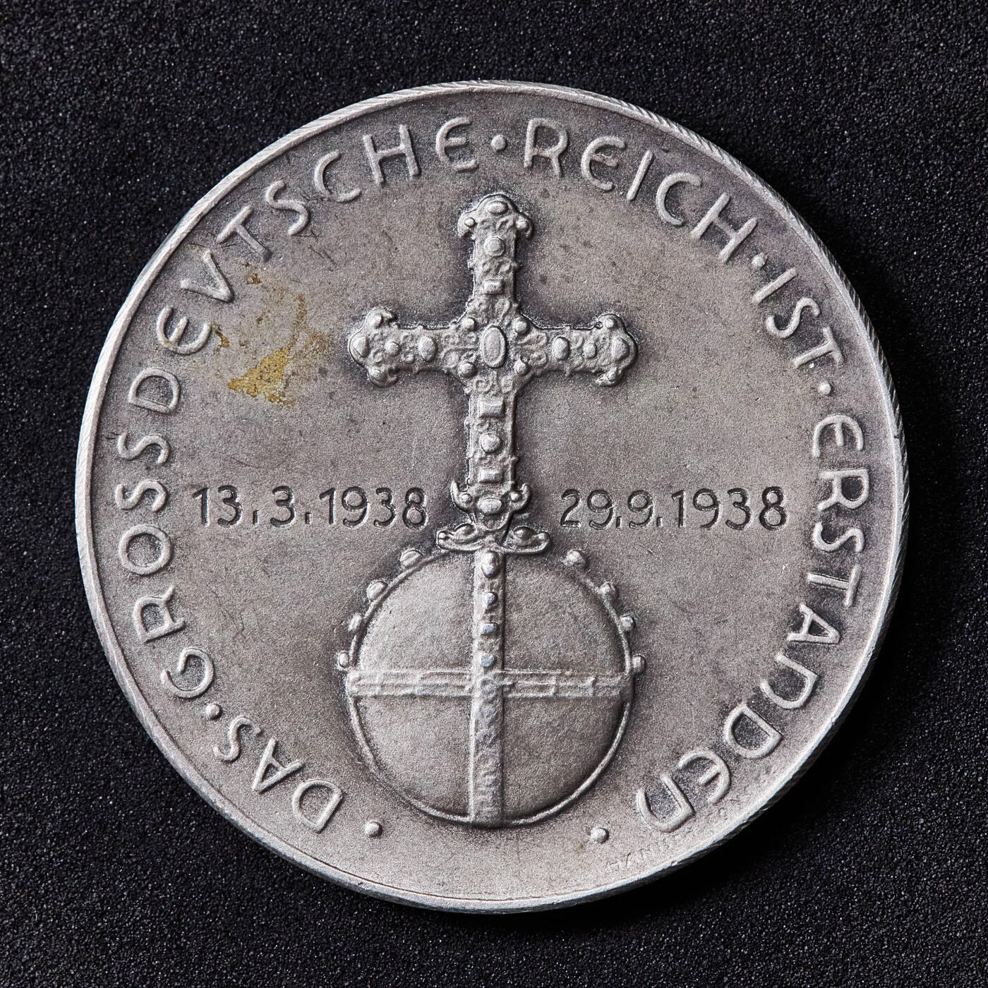 【俄甄集藏】2026年(049)03-18星期三 晚 19:30 全场包邮 德国第三帝国1938年纪念吞并奥地利银章，磨砂底板原味包浆，名誉品种，直径：35mm，重：21.5克，查看原图请联系客服