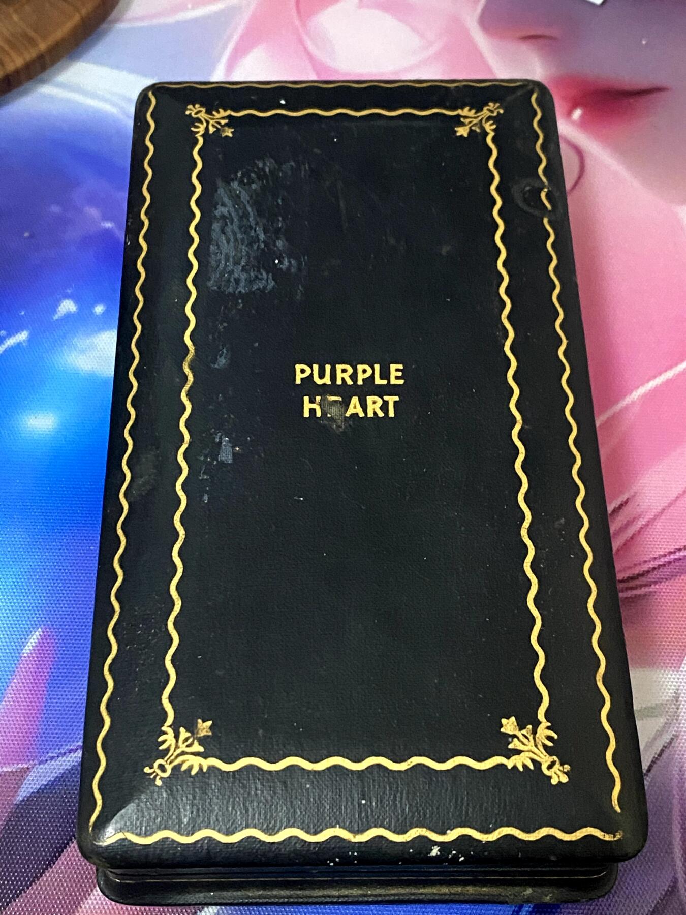 美德苏勋章奖章拍卖 本次各种都有 取消了保留价模式  德因原因只上2-3图 具体的想要的请联系我要完整图。都经过讨论未标明则全部是原品，保真 放心拍。3月4日晚上九点结束在麦稀奇 找不到的加我qq或者微信都是184277308备注苏章拍卖。