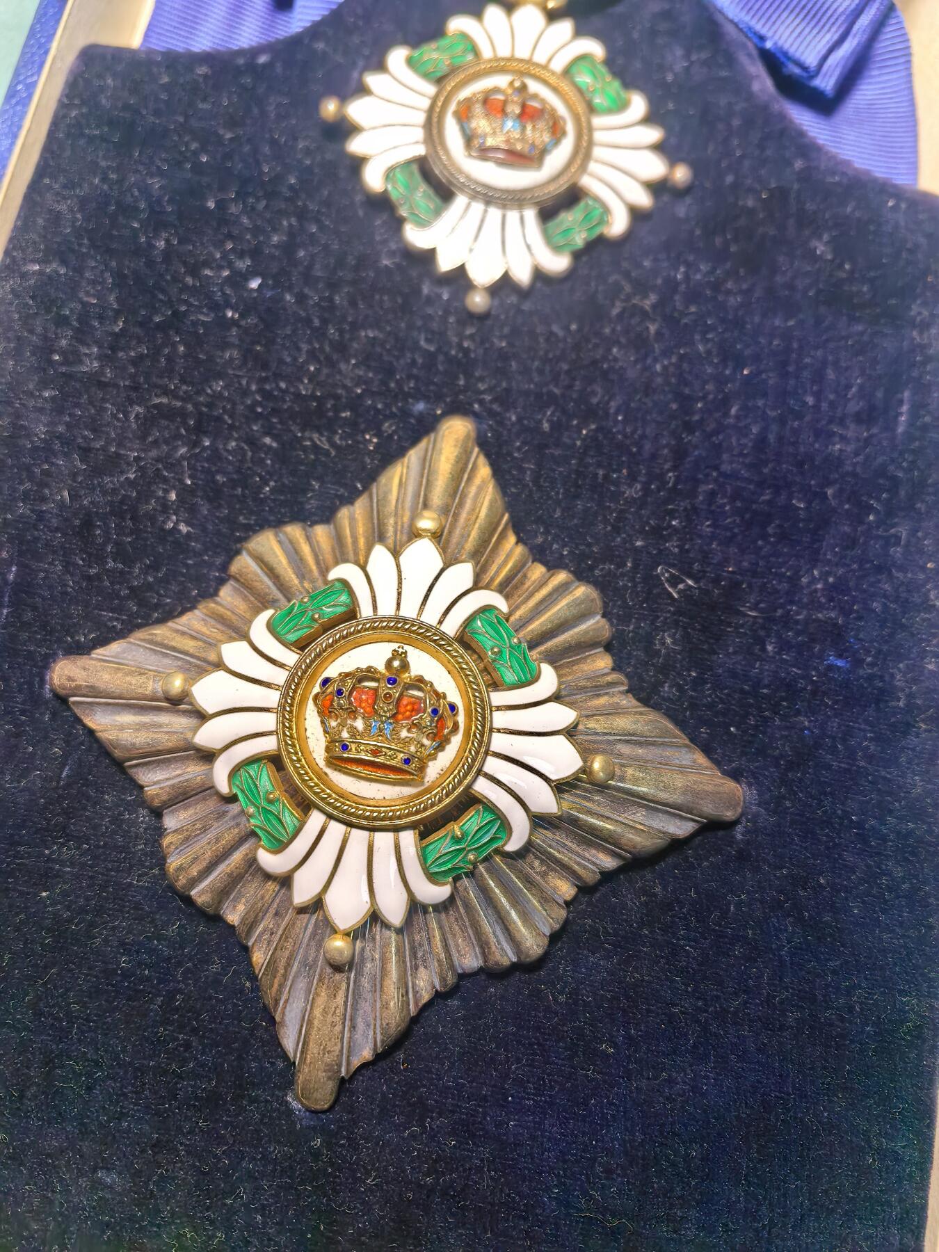 盛世勋华——号角文化勋章邮票专场拍卖第308期 南斯拉夫王国大十字级王冠勋章 银质 原盒带厂标