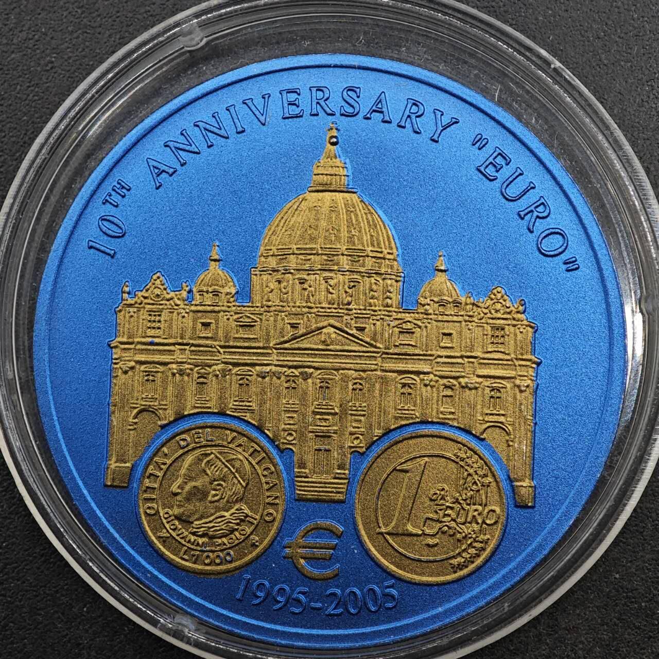 【淘币小摊】实时拍第八百七十九拍   银币套币场    每周一统一发货 利比里亚2005年5元蓝铌部分镀金纪念币 欧元发行10周年-梵蒂冈 7.78克铌