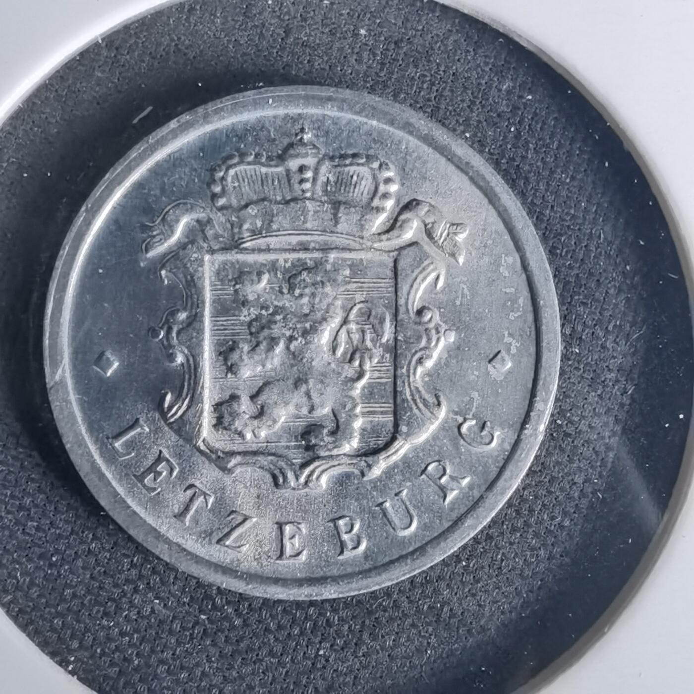 沼泽如烟--第1015场 卢森堡1970年25分