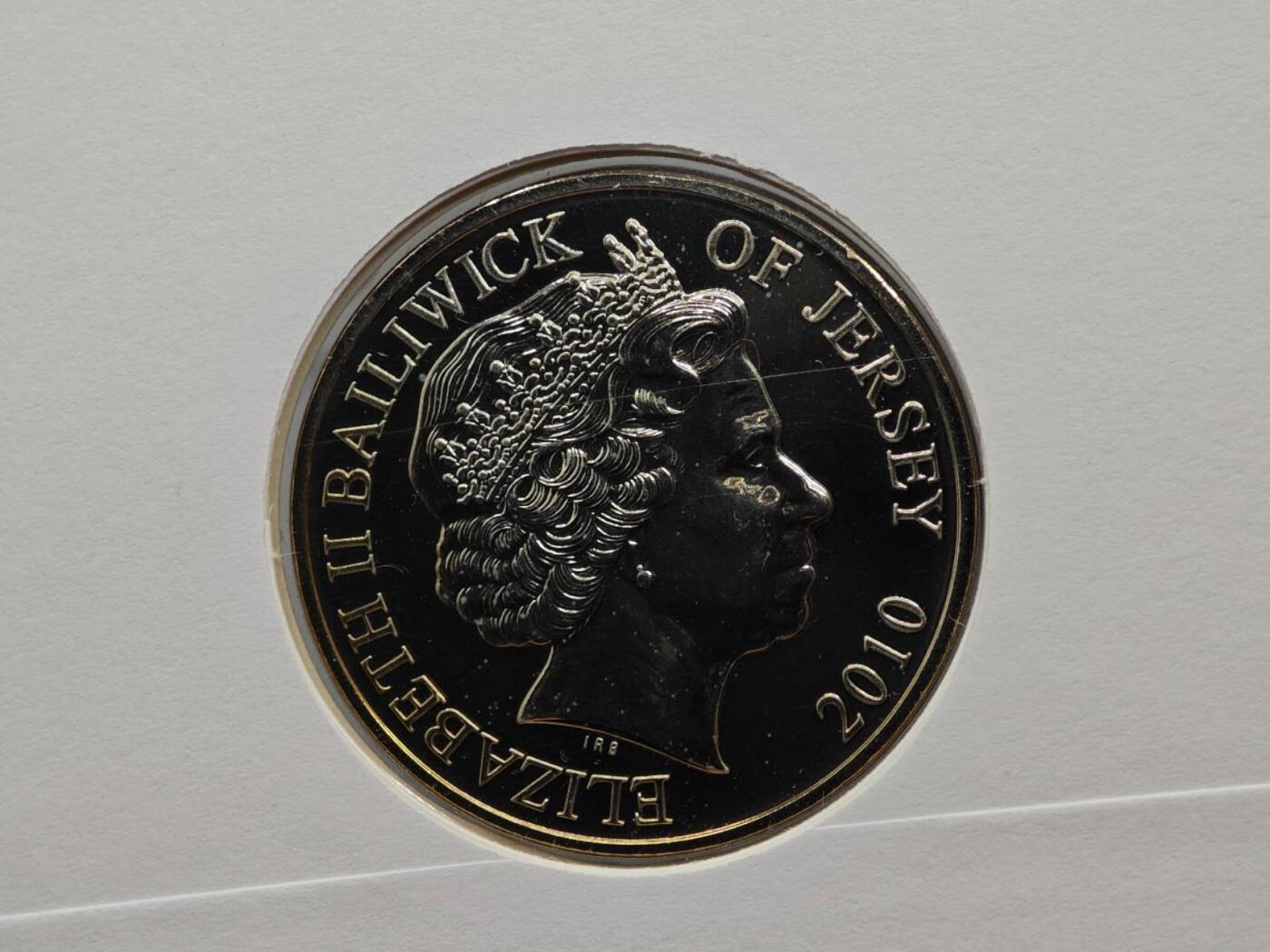  【淘币小摊】限时拍第八百七十八拍   克朗币邮币封场    每周一统一发货 泽西岛2010年战争中的英伦三岛5镑纪念币邮币封