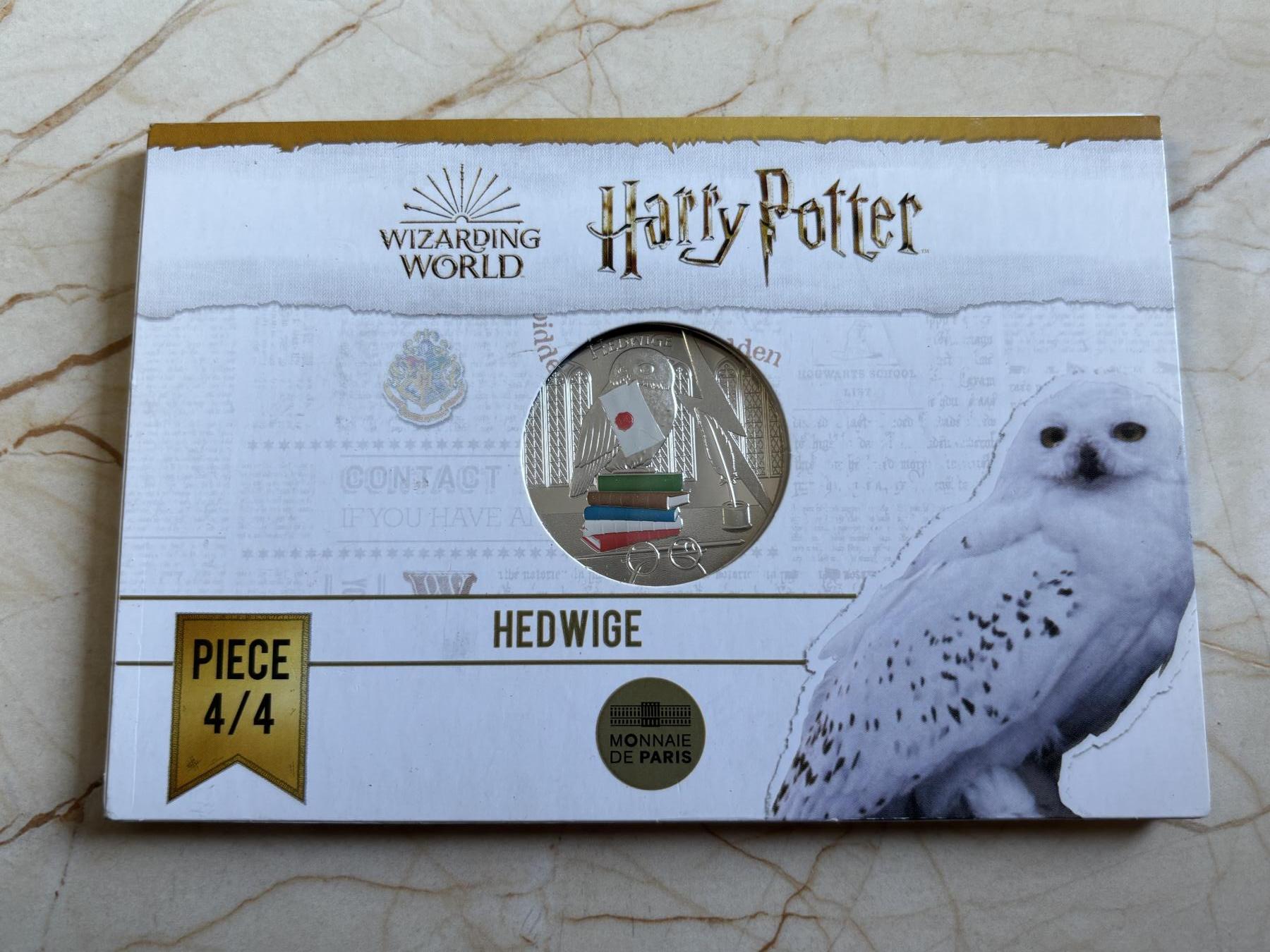 第193期拍卖 法国2021年哈利波特系列2组海德薇的信50欧彩银币原卡册，900银，41克