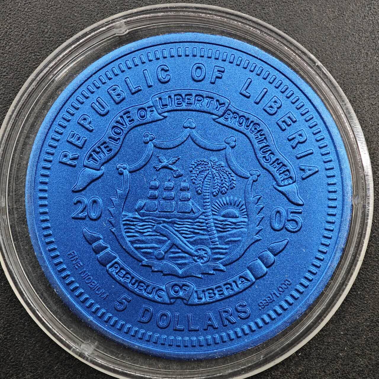 【淘币小摊】实时拍第八百七十九拍   银币套币场    每周一统一发货 利比里亚2005年5元蓝铌部分镀金纪念币 欧元发行10周年-梵蒂冈 7.78克铌