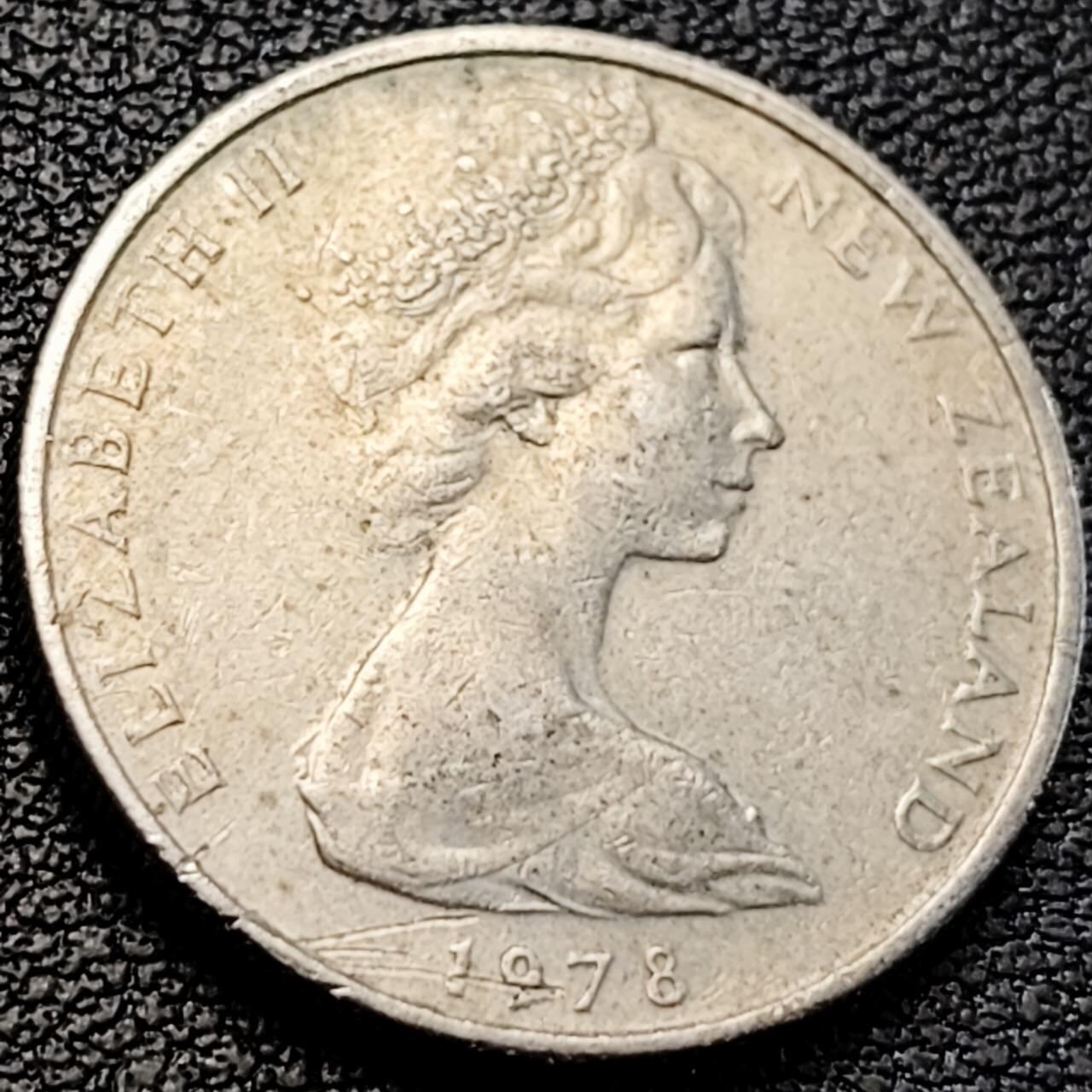 泉币菌-第205场-拍品多 请提前出价 新西兰1978年 10分铜镍币 伊丽莎白二世 毛利人面具 23.62mm