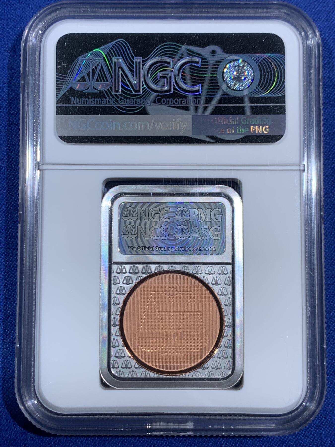 《竞宝斋》第468场 周日，周一 2场连拍 （全场包邮）欢迎送拍 NGC PF70UC 2019年上海恩颉藏商务信息咨询有限公司开业五周年镀银纪念章 评级盒形状独特