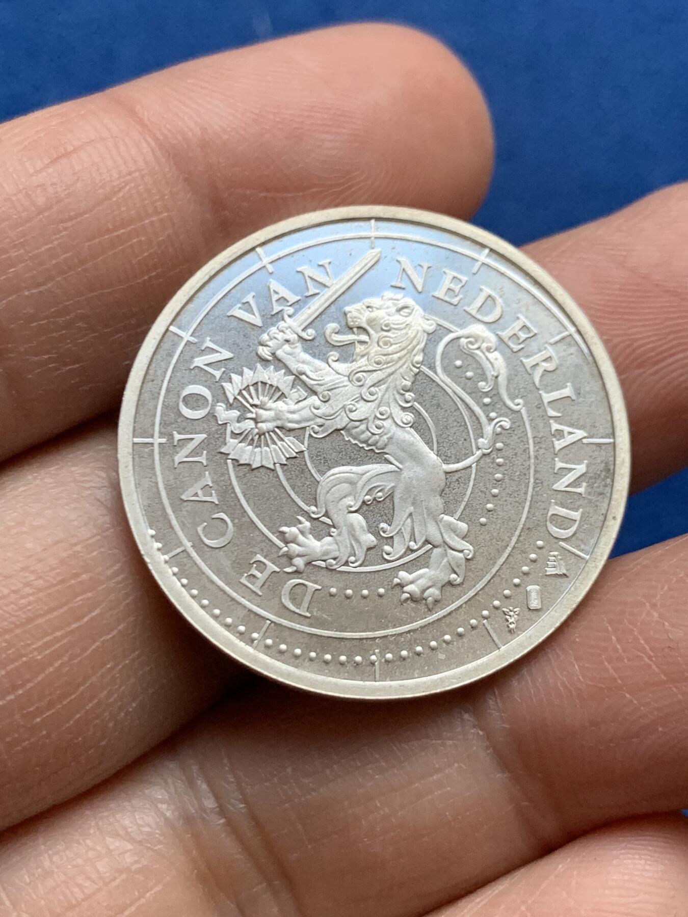 《竞宝斋》第468场 周日，周一 2场连拍 （全场包邮）欢迎送拍 荷兰国父威廉范·奥兰治银章 9.4克