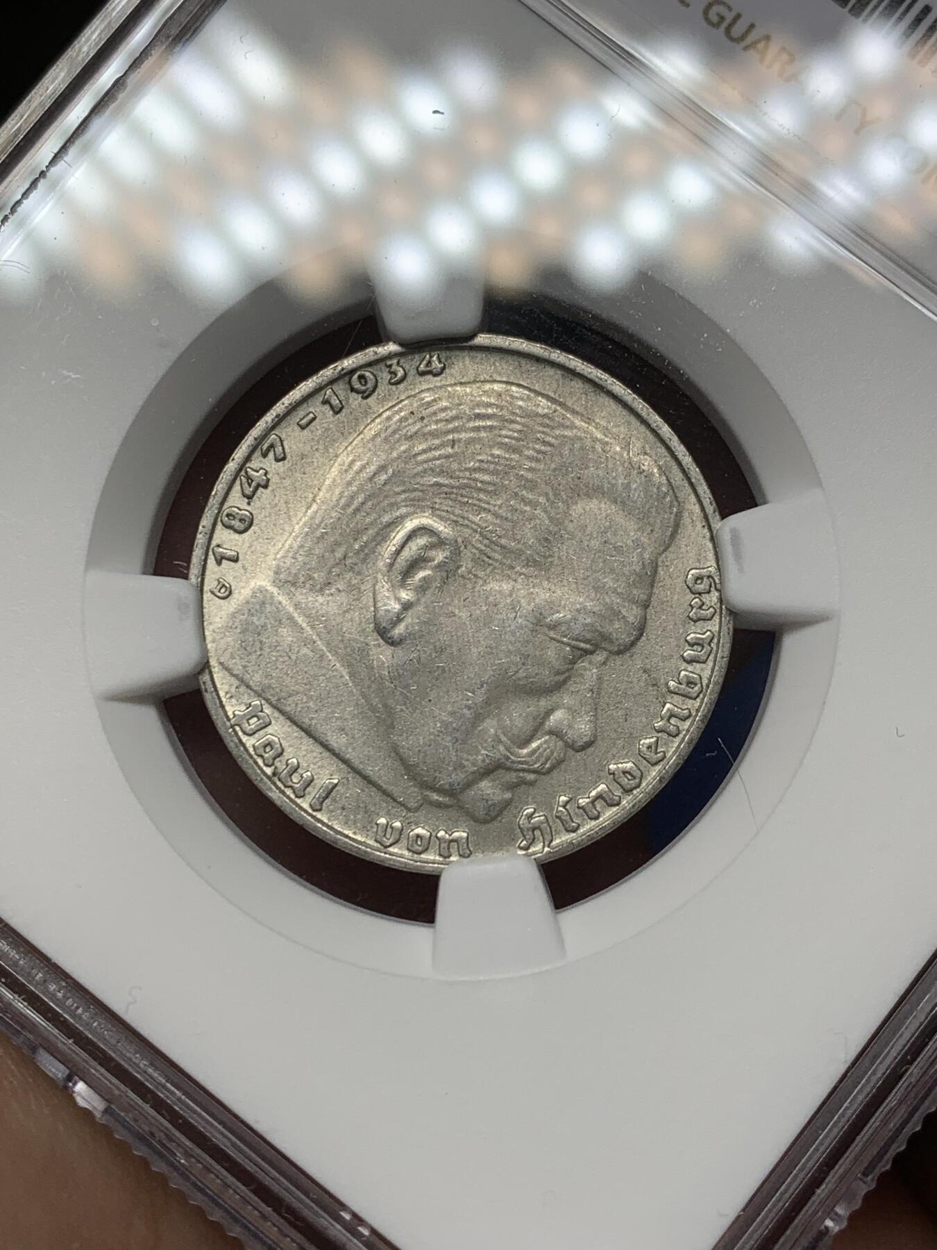 《竞宝斋》第468场 周日，周一 2场连拍 （全场包邮）欢迎送拍 NGC UNCD 德国兴登堡1939年带风车2马克银币 状态不错