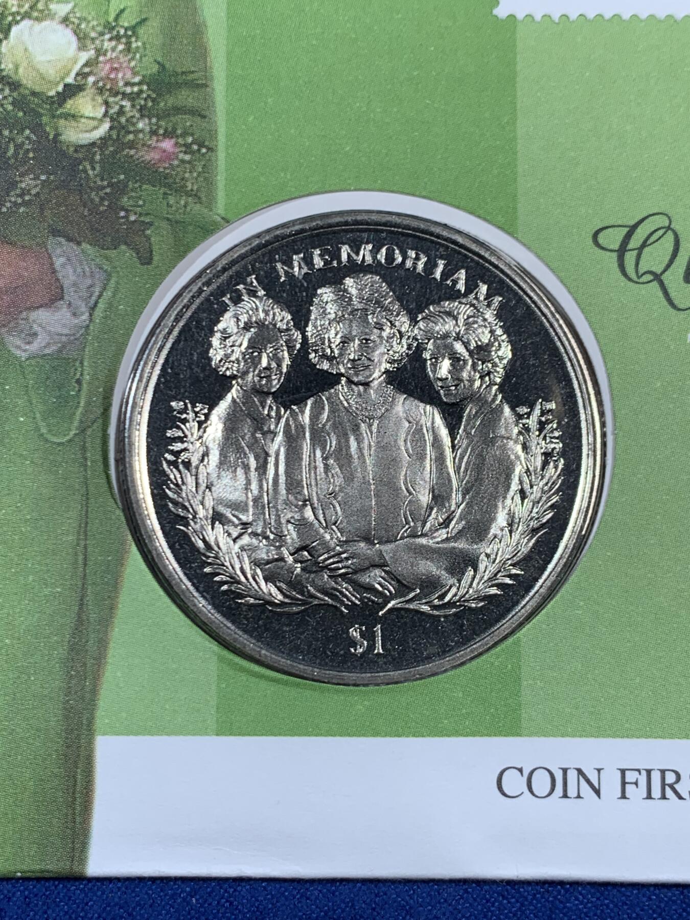 《竞宝斋》第468场 周日，周一 2场连拍 （全场包邮）欢迎送拍 塞拉利昂2002年女王母亲逝世1元纪念币，邮币首日封编号0042。