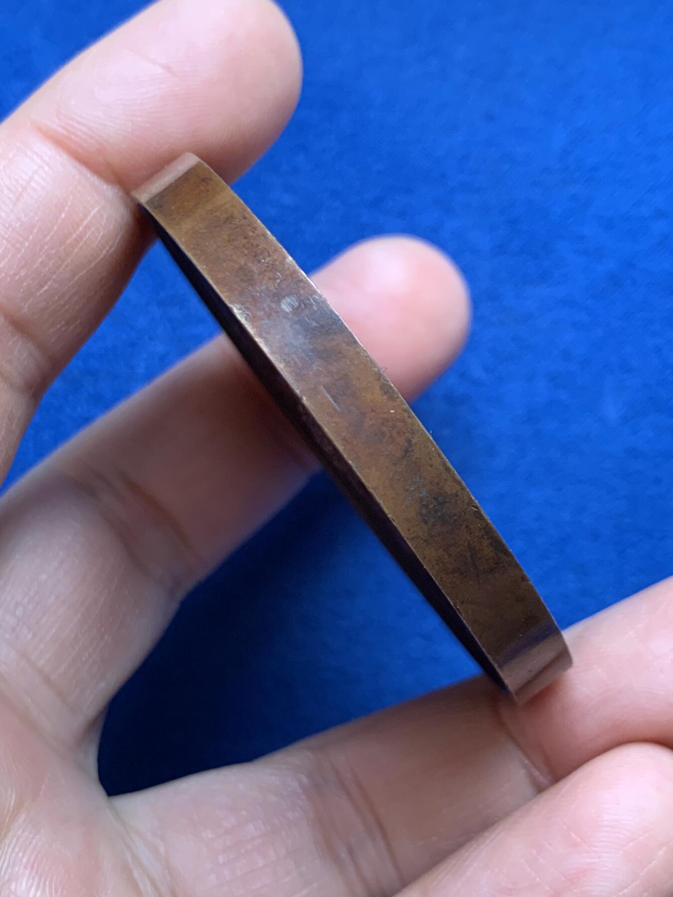 《竞宝斋》第468场 周日，周一 2场连拍 （全场包邮）欢迎送拍 比利时1858年原铸全国射击联合会奖章，著名雕刻家WURDEN雕刻设计，直径：54.2mm，重：67.5g