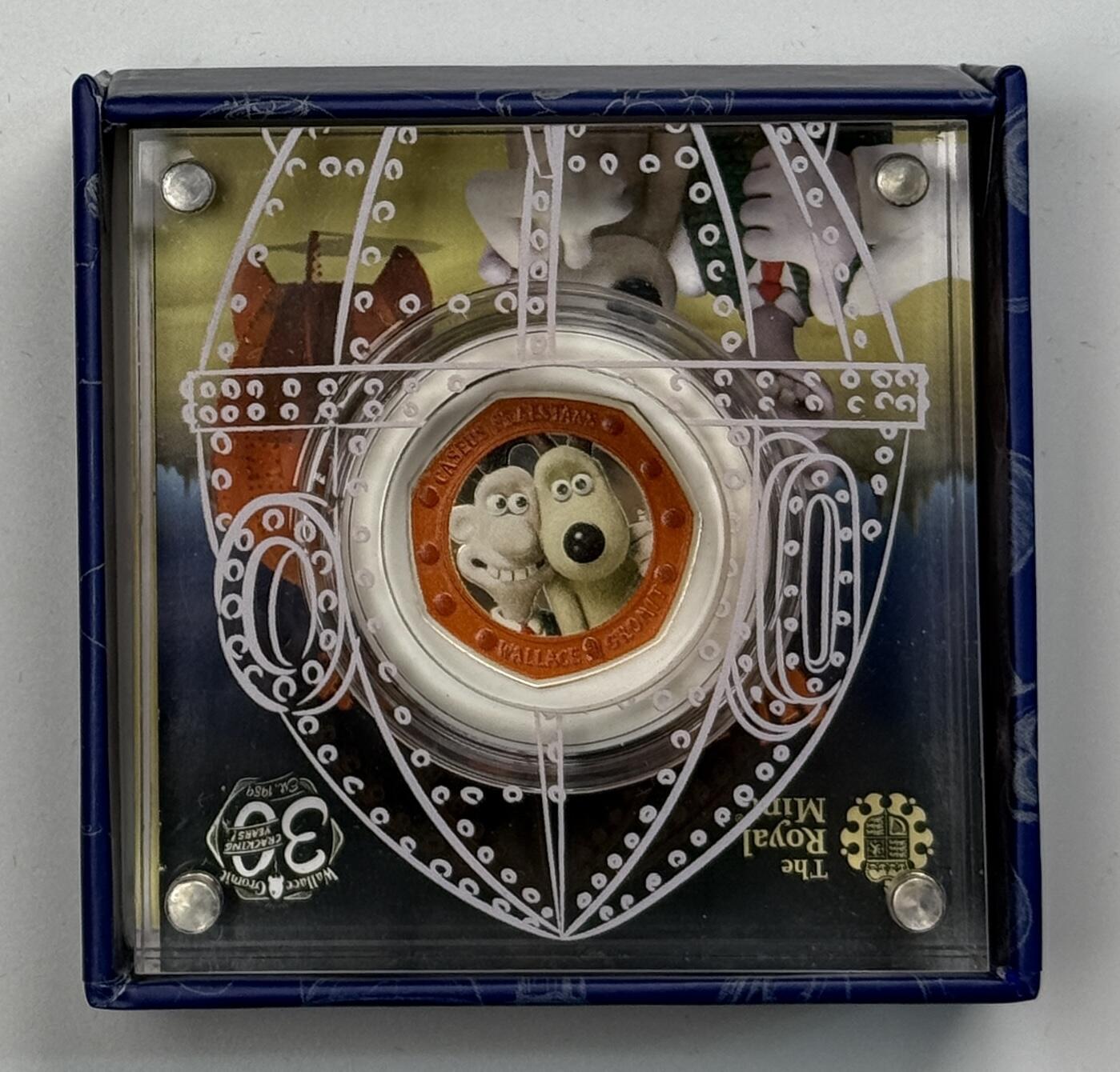 S&S Numismatic世界钱币-拍卖 第121期  英国2019年 华莱士和阿高（英国著名黏土动画系列）50便士彩色精制纪念银币 8克925银 发行量：25000枚  盒证齐全